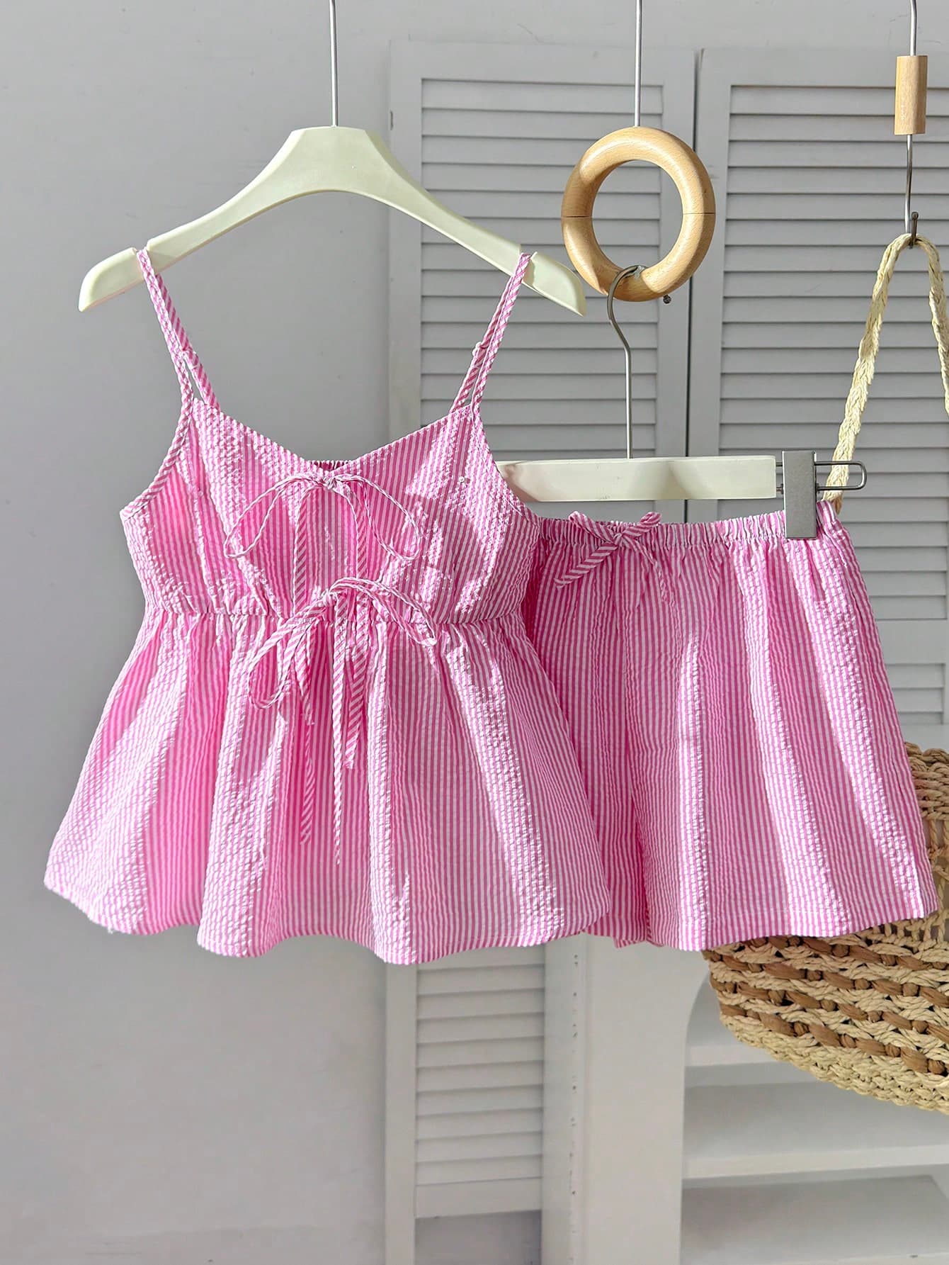 SHEIN Tween Girl Pink And White Lace-Up Camisole Top And Shorts Set Vacation Summer Cute For Kids