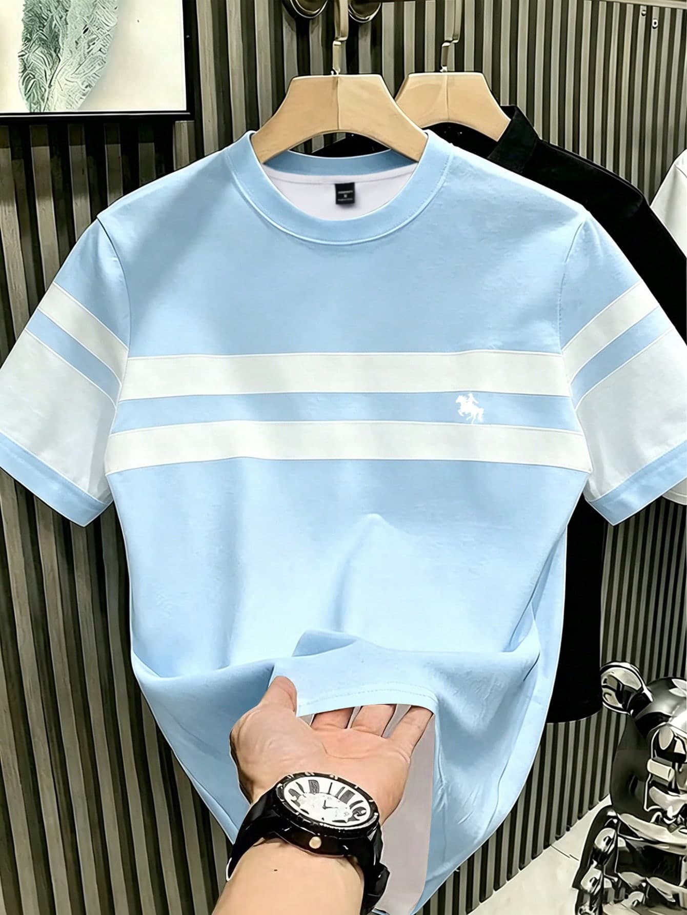 Manfinity Hypemode Men's Summer Casual Colorblock Striped T-Shirt, Holiday