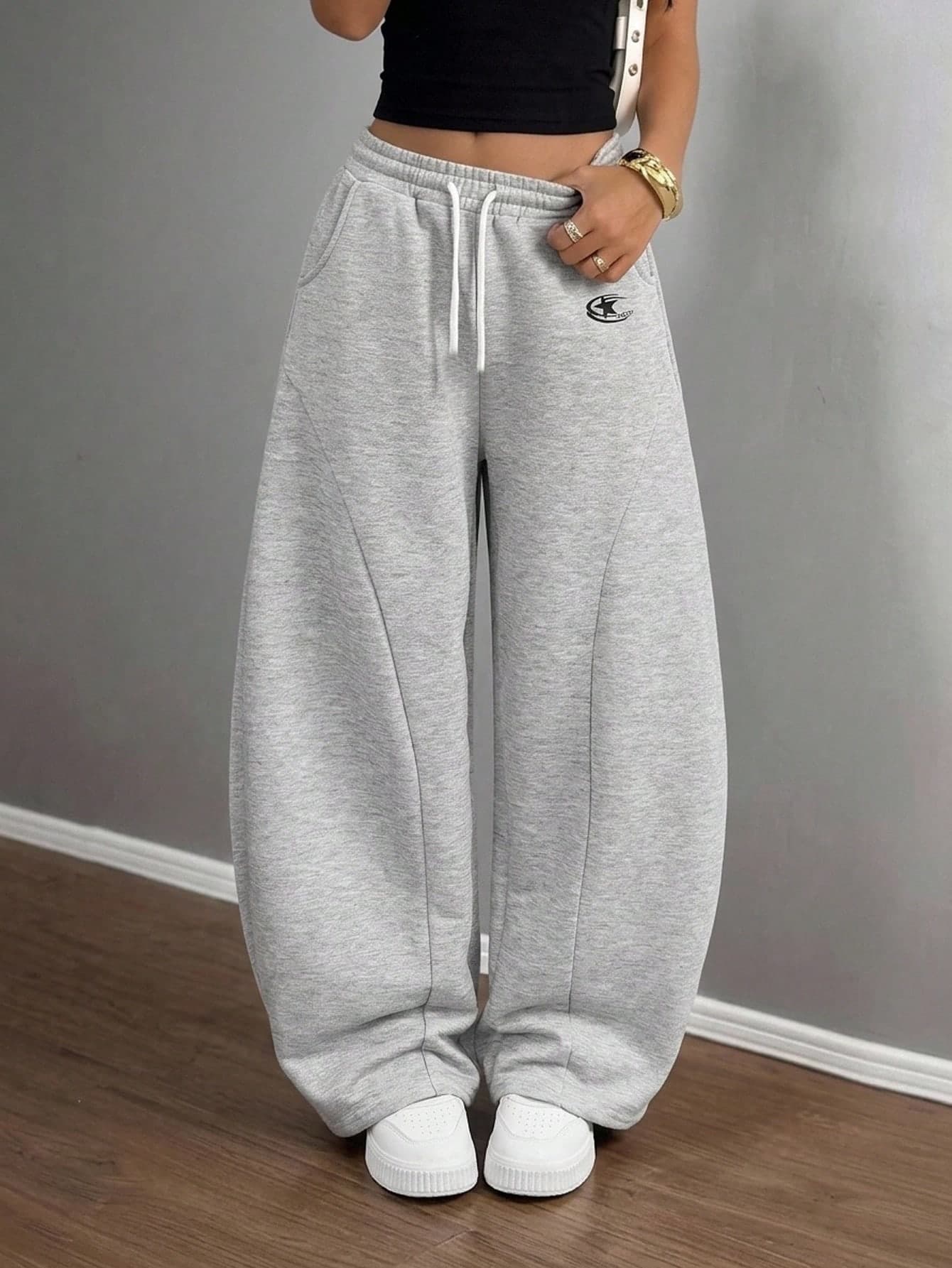 SHEIN Tween Girl Tween Girls Squishy Grey Loose Sweatpants Long Pants Formal Occasion Casual Daily Outing Versatile Street Wear Suitable For Any Occasion Sister Outfit Parent-Child Outfit Cute Girl Outfit