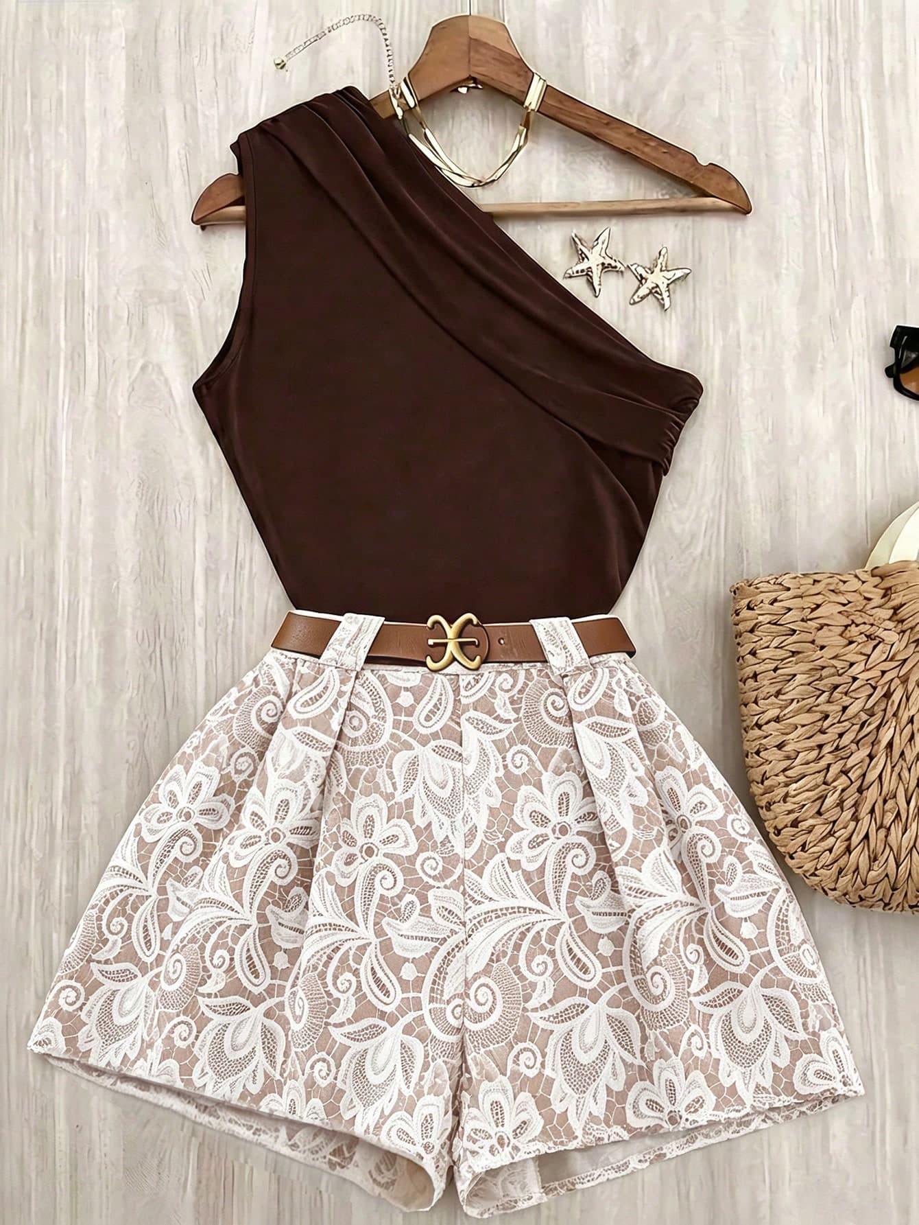 Franclia Casual Fashion Commuter High Elasticity Pure Brown One-Shoulder Pleated Top And White Elastic Waist Pants Set