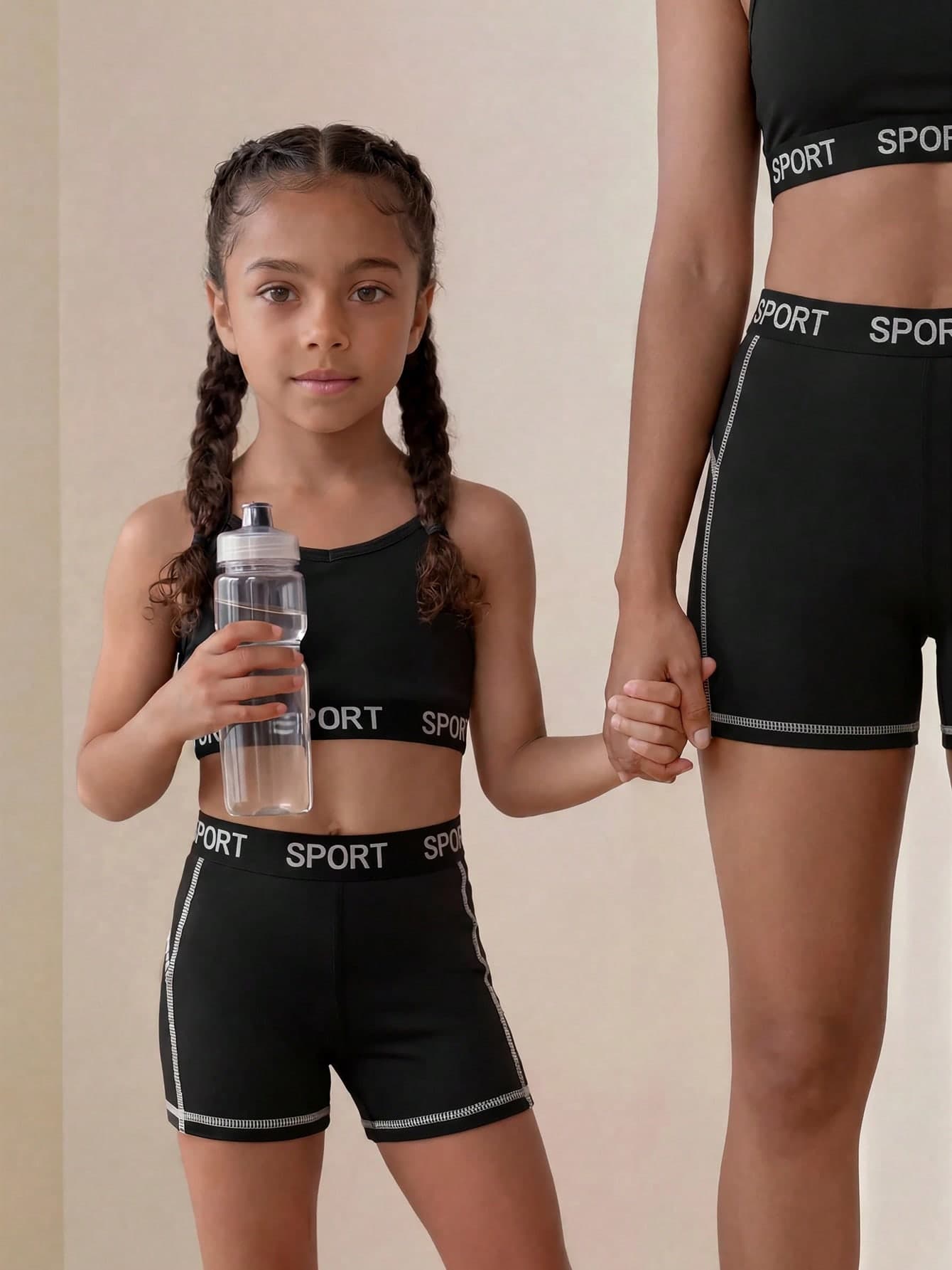 SHEIN Young Girls Solid Color Strappy Tank Top And Shorts 2 Pieces Set, High Elasticity Body-Contouring Cycling Running Training 4-Way Stretch High Stretch Suitable For Sports Daily Casual Wear