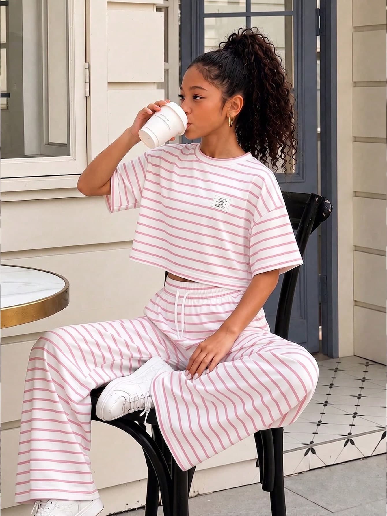 SHEIN 2pcs/Set Tween Girl Fashion Striped Outfit, Short Sleeve Round Neck Loose T-Shirt And Striped Knit Wide Leg Pants, Suitable For Party, Vacation, Campus, Daily Casual Wear, Spring, Summer, Autumn