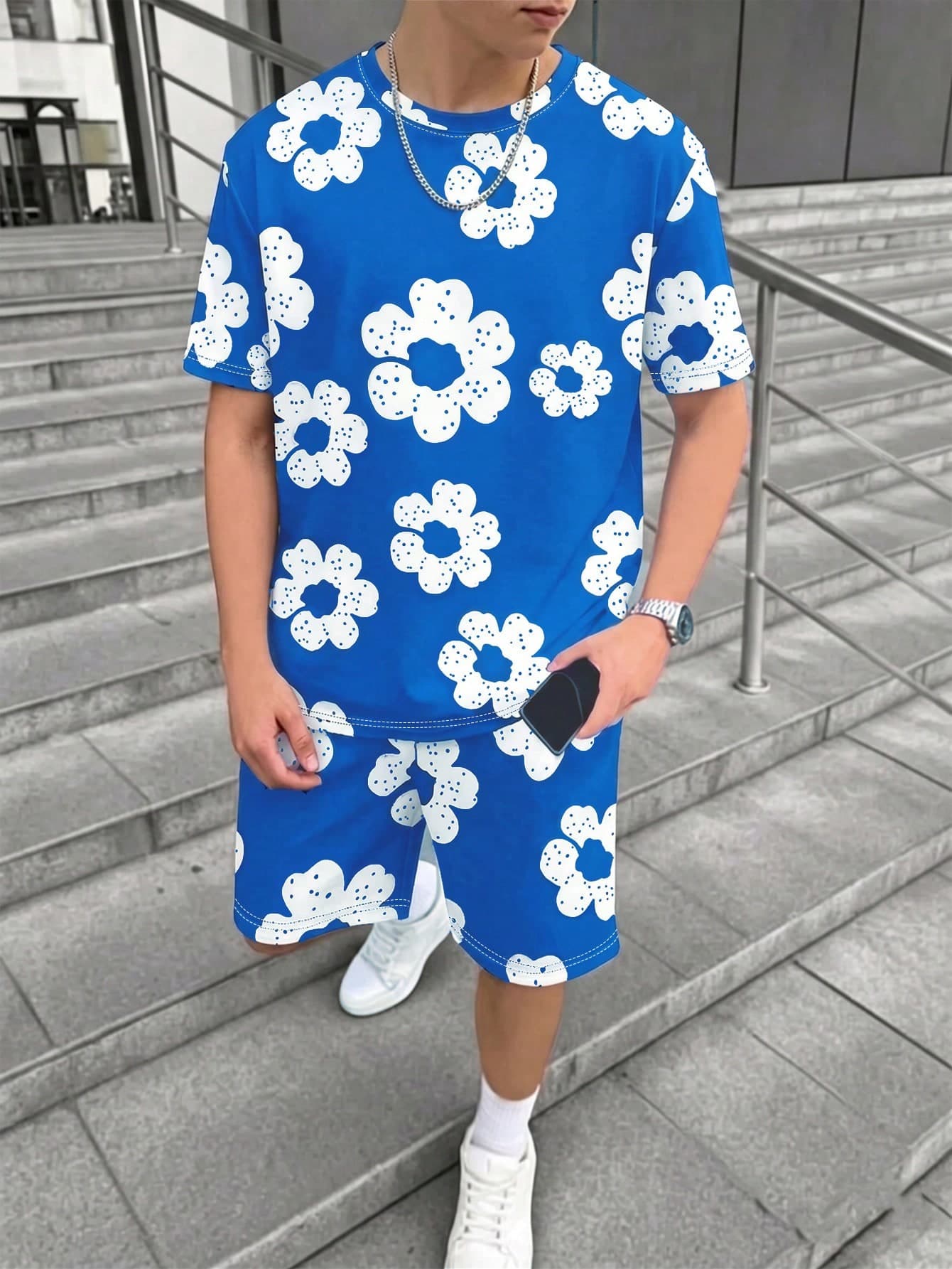 Teen Boys Spring/Summer Casual Fashion 2-Piece Set, Blue With White Floral Pattern, Floral Print Design, Casual Basic Short T-Shirt And Shorts Set, Daily Wear, Travel, Easy Sports