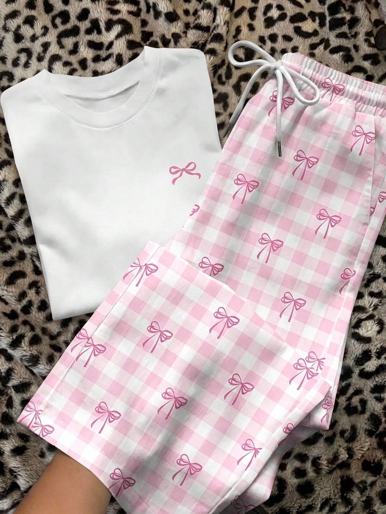 Attitoon Women's Casual Homewear Round Neck Short Sleeve Top And Pink Printed Pants Set, Butterfly Print, Women's Casual Outfit,Summer Outfits For Women