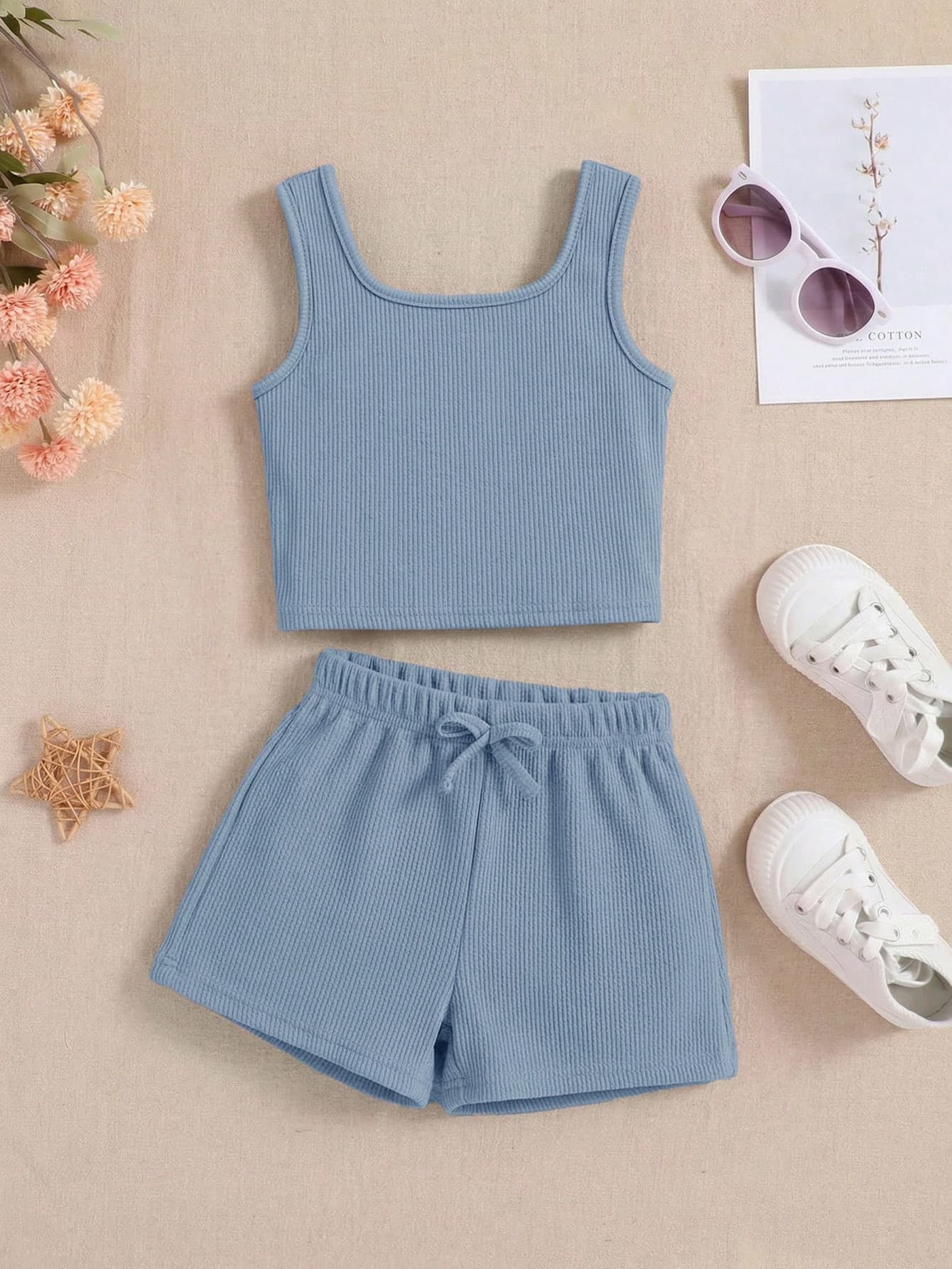 SHEIN Young Girl Casual Solid Color Sleeveless Tank Top And Shorts Set