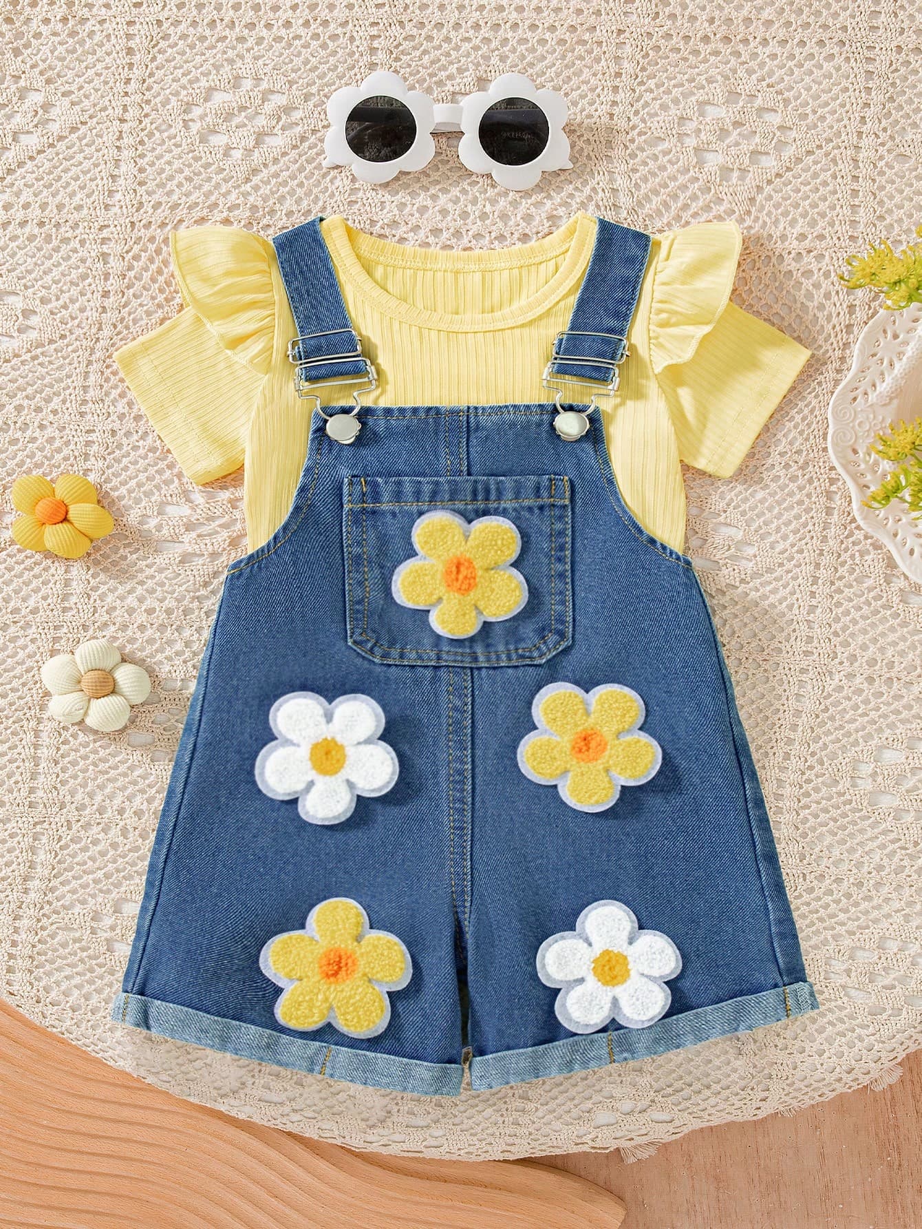 SHEIN Vintaside Kids 2pcs/Set Baby Girl Summer New Round Neck Cap Sleeve Flutter Sleeve Ribbed T-Shirt Top And Denim Overall Shorts With Front Pocket 3D Towel Embroidery Flower Design Simple Versatile Cute Sweet Playful Vacation Outfit