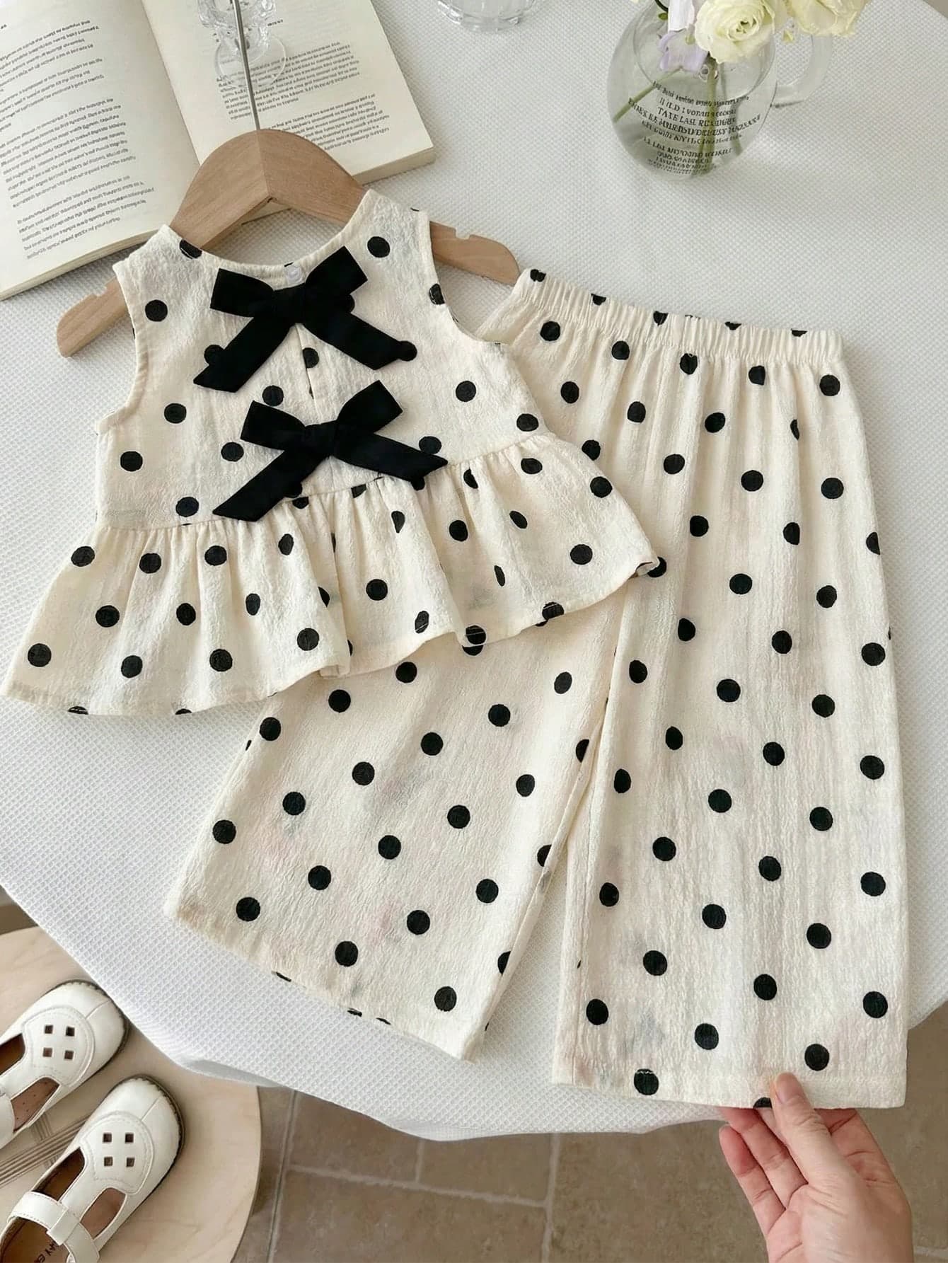 LMoss Kids Young Girl Polka Dot Bow Decor Ruffle Shirt And Elastic Waist Pants Casual Daily Outfit