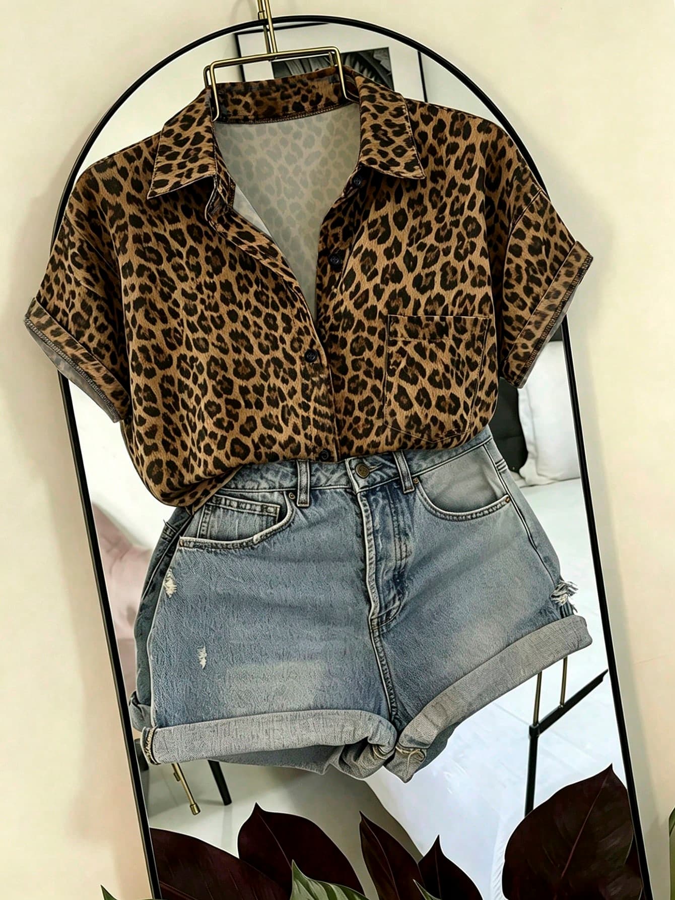 SHEIN Franclia Elegant Leopard Print Asymmetrical Hem Casual Vacation & Commute Women Shirt