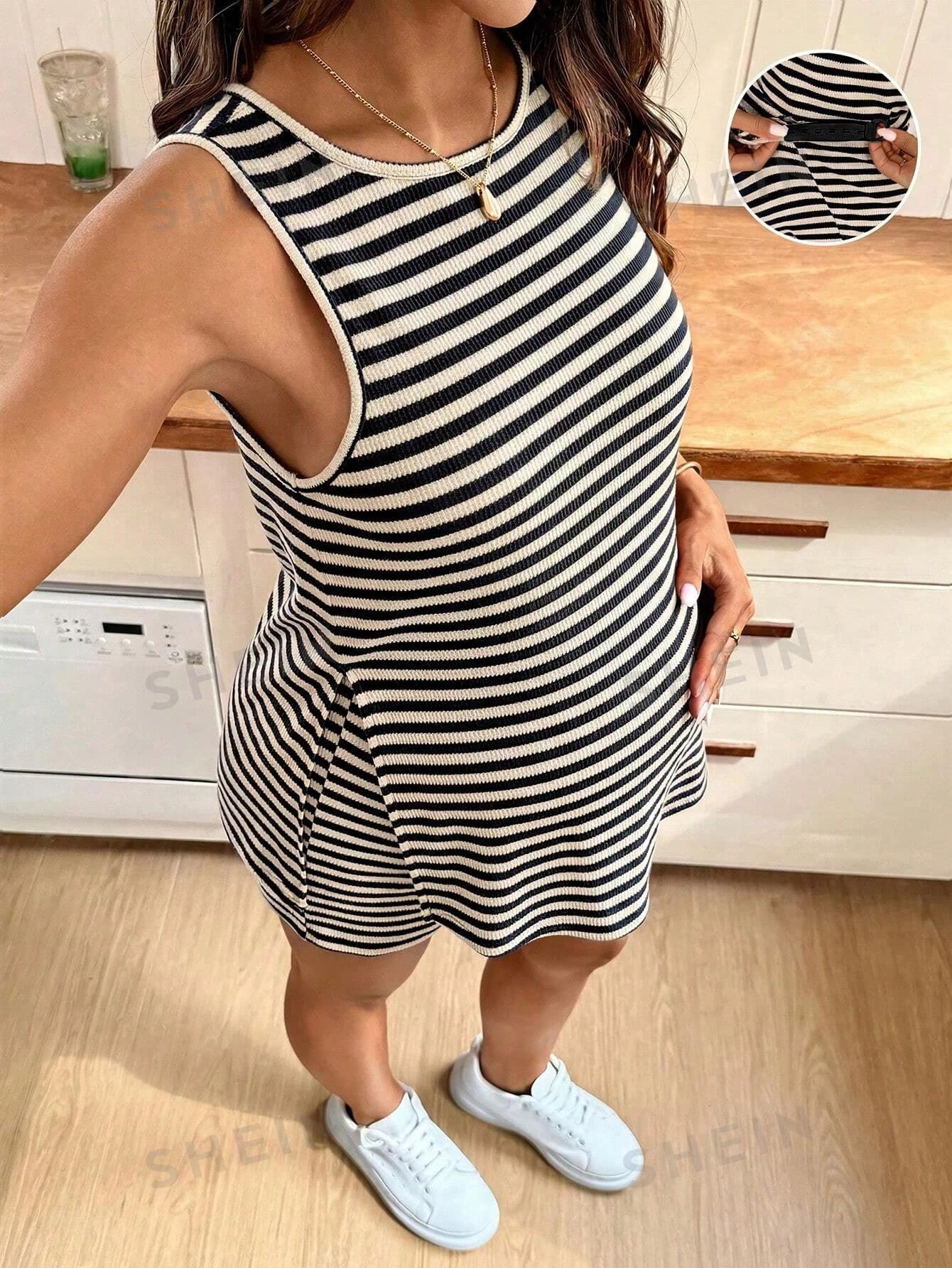 SHEIN 2pcs Maternity Striped Round Neck Side Slit Hem Tank Top And Adjustable Waist Shorts Set