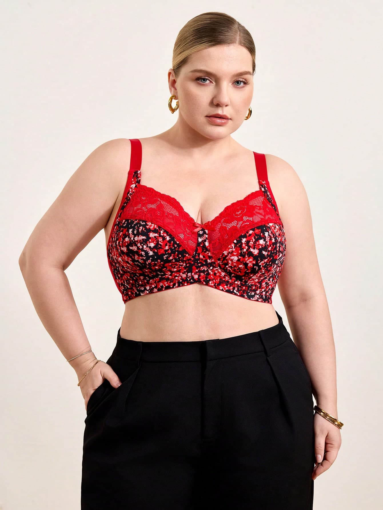 Hourtrue Plus Size Women Wireless Lace Bra, Breathable Non-Slip Supportive Adjustable Strap Seamless Everyday Bra