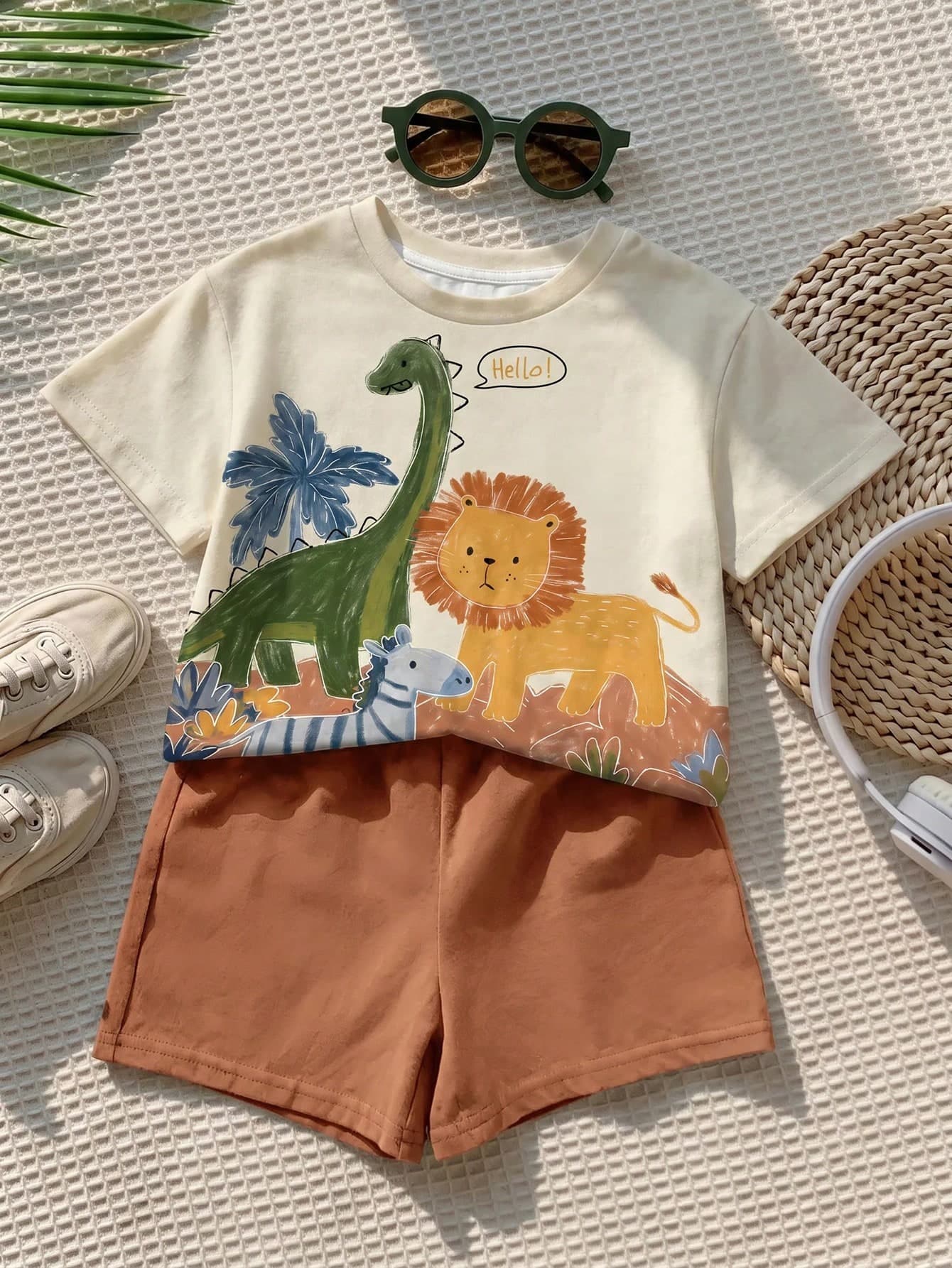 SHEIN LMoss Kids Baby Boy Casual Minimalist Top For Spring And Summer, Classic Cute Cartoon Crayon Hand-Drawn Lion Animal Print