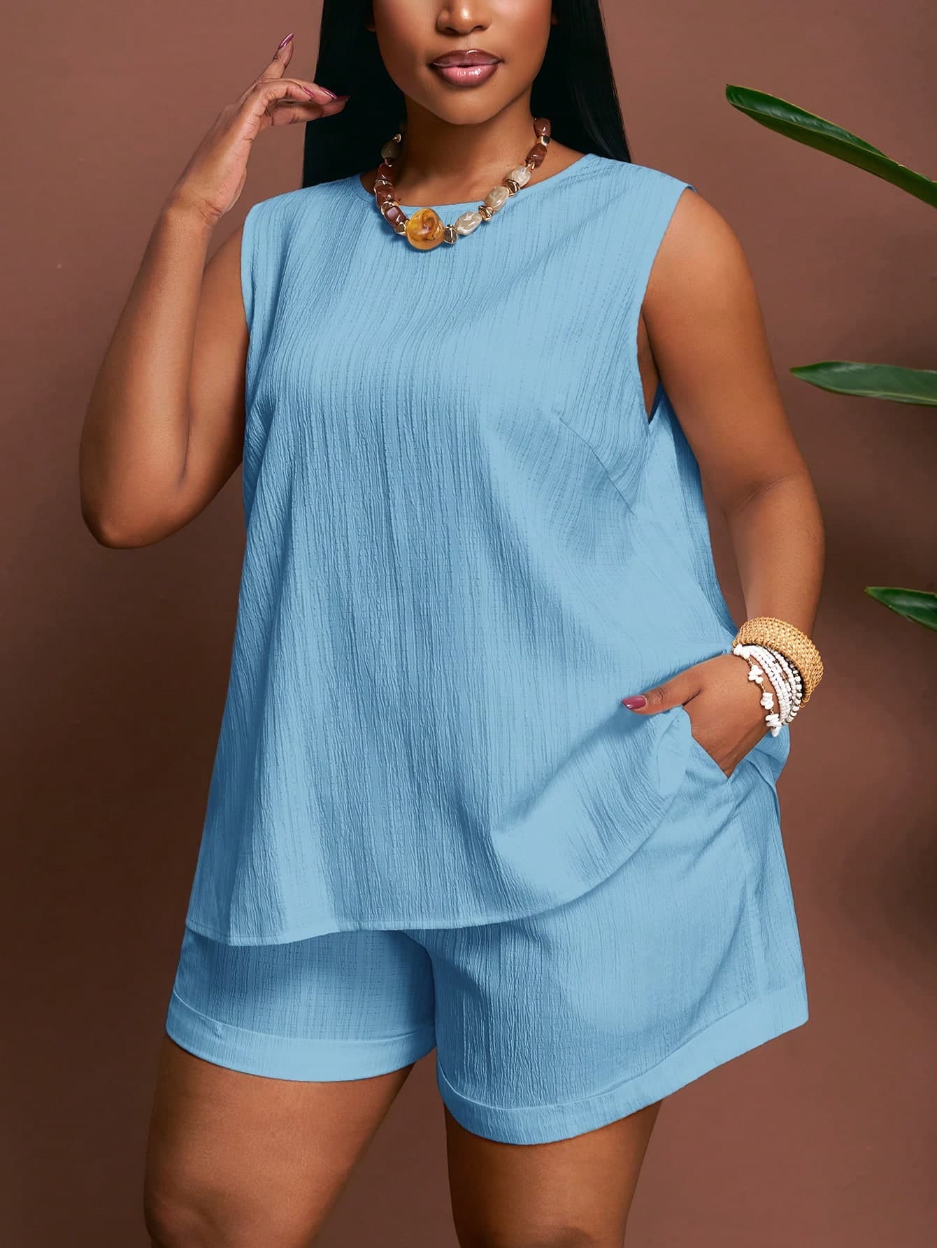 Slaydiva Plus Size Women's Solid Color Round Neck Sleeveless Blouse And Shorts Casual 2-Piece Set Formal Vacation Light Blue Summer