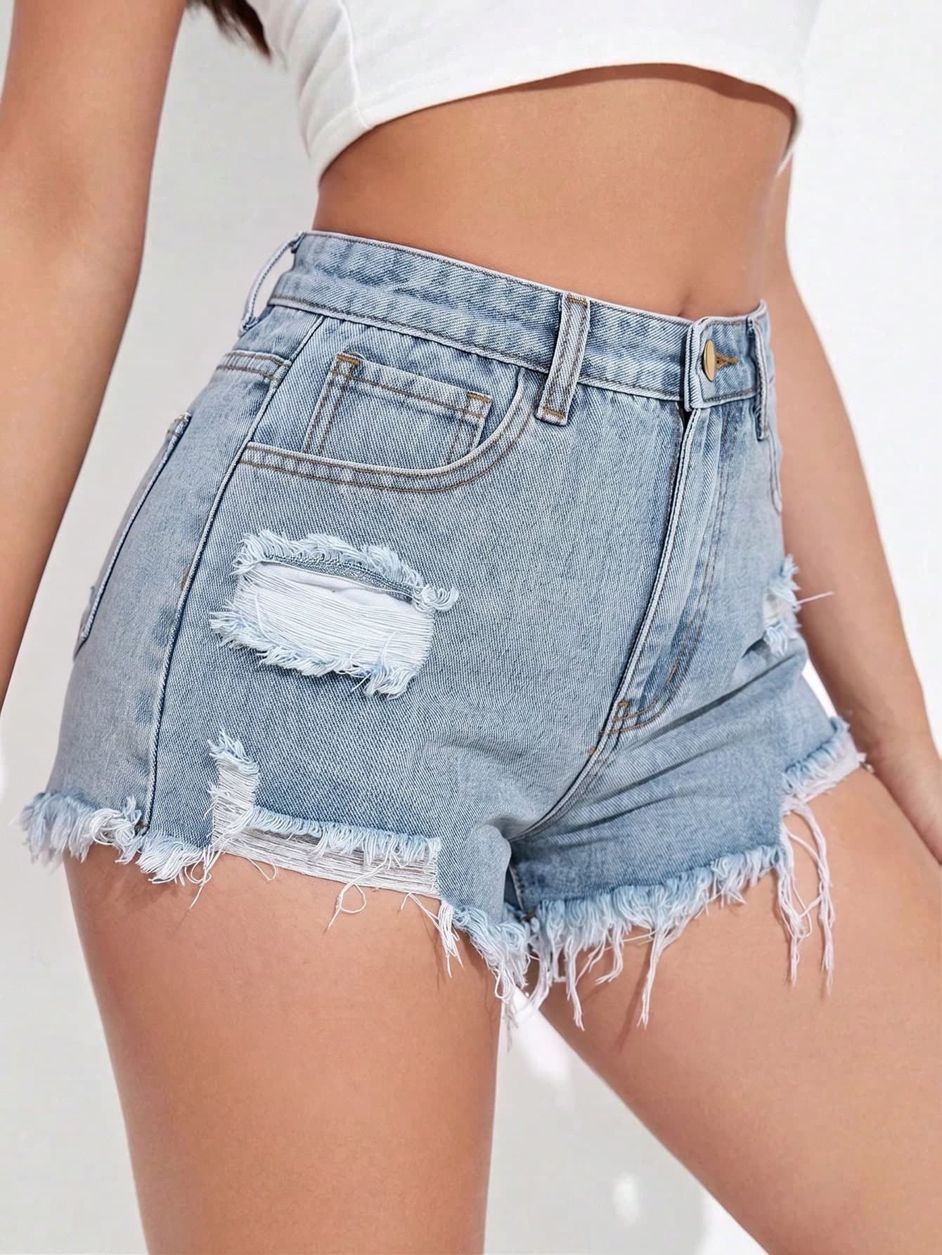 SHEIN EZwear Women's Casual Denim Shorts With Pockets, Distressed And Frayed Hem