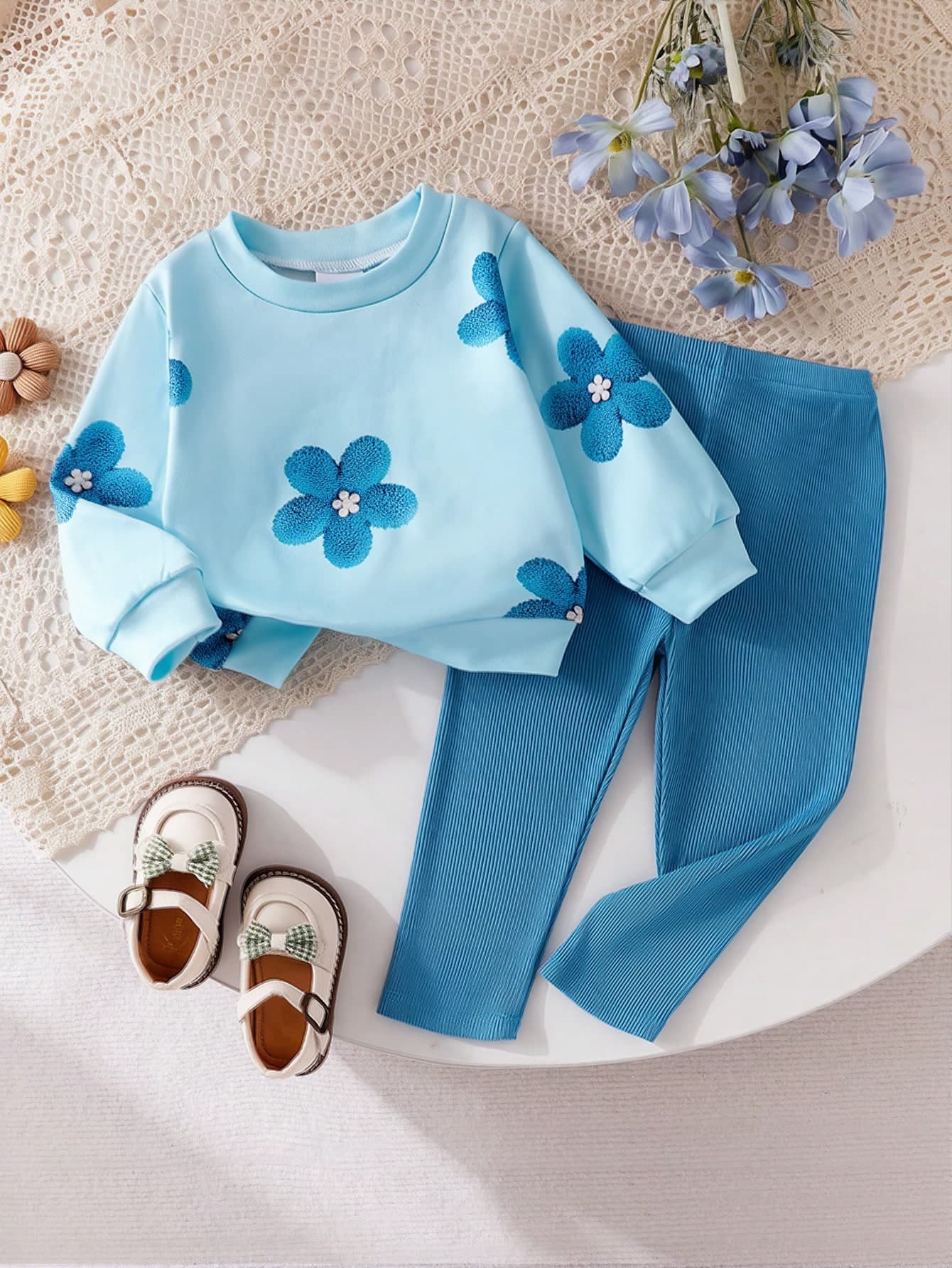 SHEIN Vintaside Kids Infant Toddler Casual Daily Cute Sweatshirt Set With Floral Print, Blue Floral Print, Clear Playful Top And Knitted Leggings, Baby Girl Autumn Clothing
