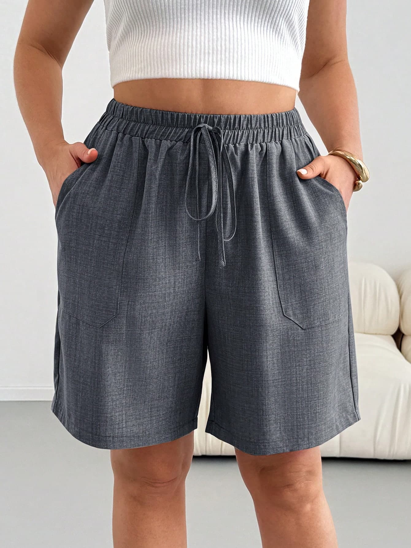 SHEIN Essnce Plus Size Solid Color Minimalist Casual Versatile Drawstring Waist Pocket Shorts Formal Dark Green Summer