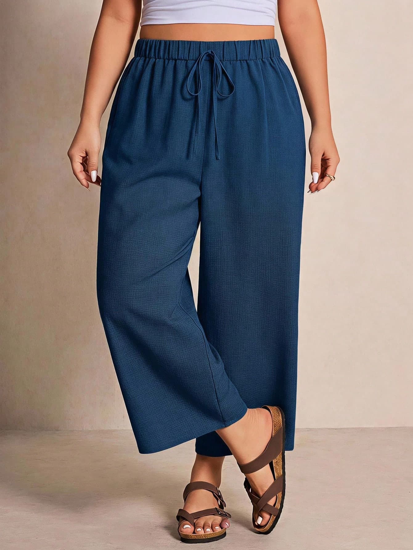 SHEIN Essnce Plus Size Women's Solid Color Waist Tie Wide Leg Pants
