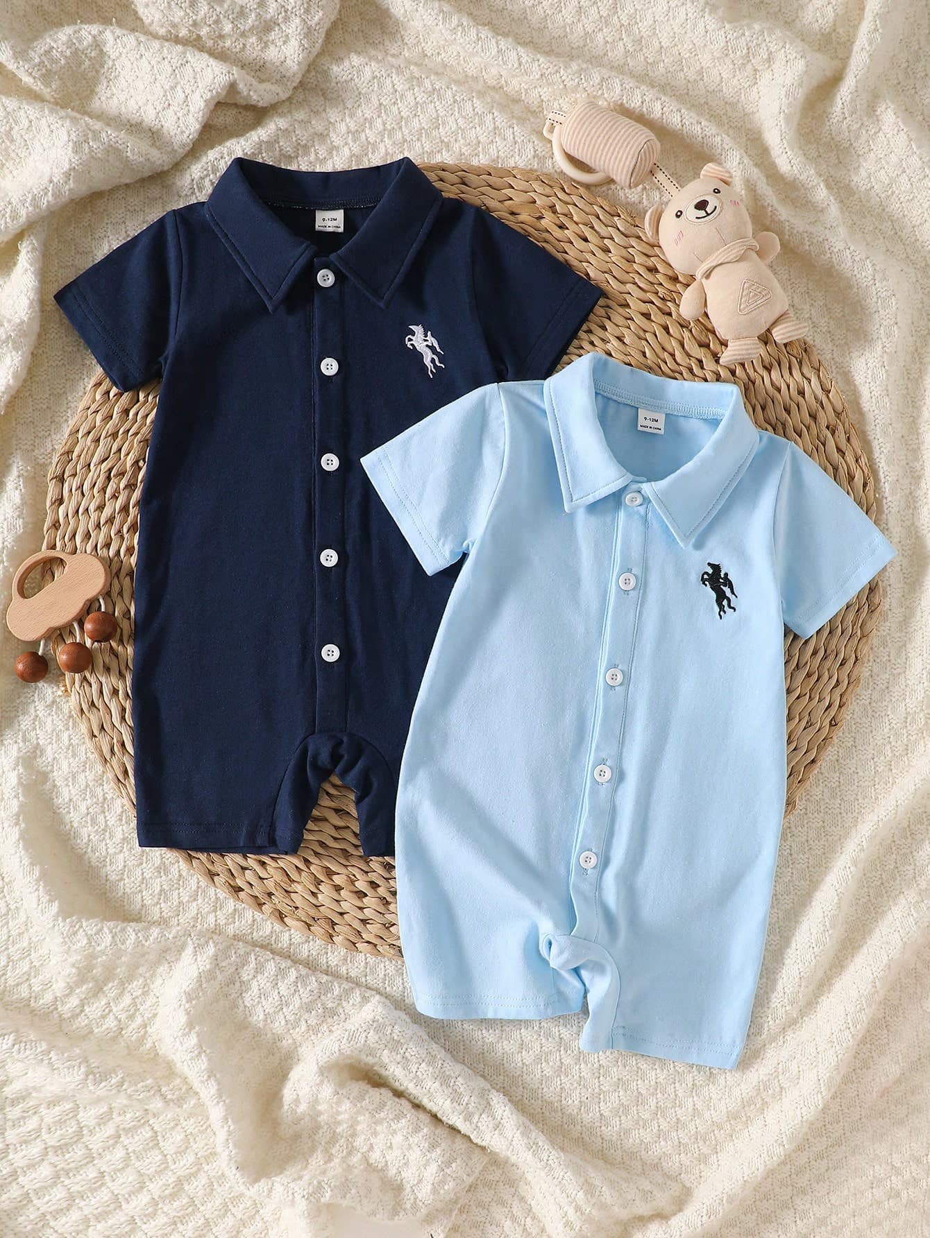 SHEIN 2pcs/Set Baby Cute Casual Colorblock Striped Collar Button-Up Short Sleeve Graphic Print Romper