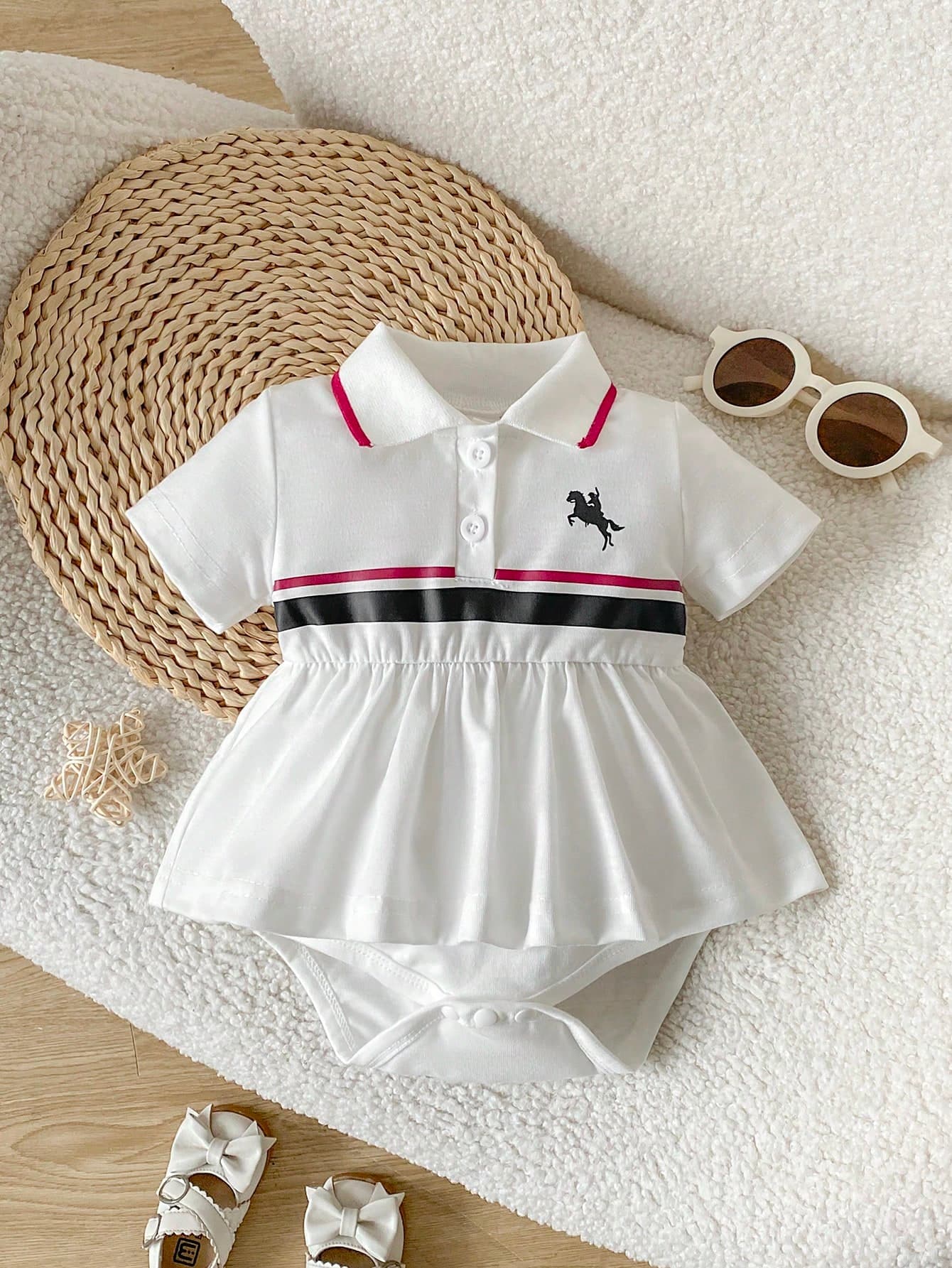 SHEIN Playful Pals Baby Girl Summer Daily Outing Vacation Short Sleeve Polo Collar Horse Print Casual Sporty Romper