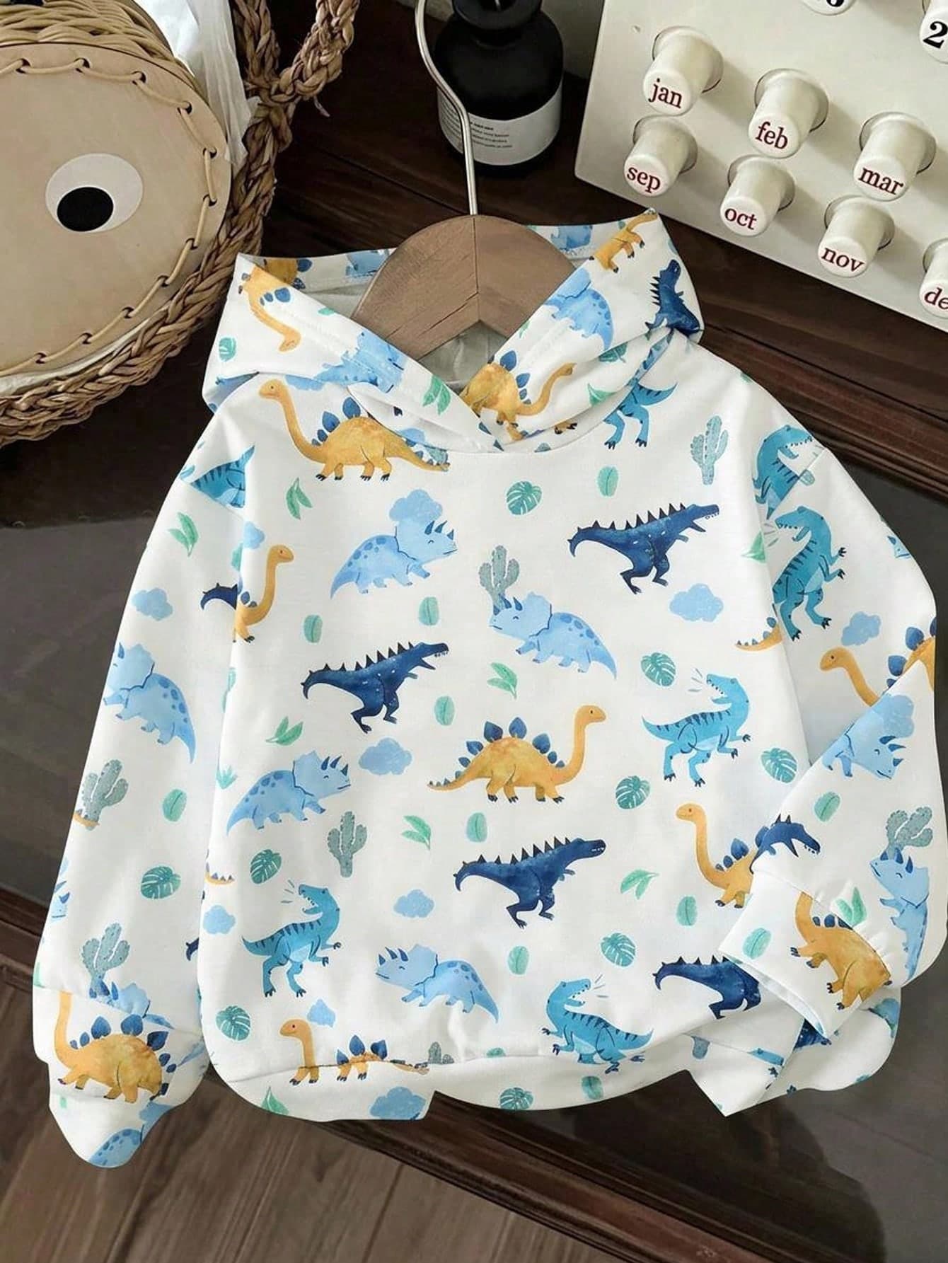 SHEIN Young Boy Young Boy Cute Casual Vacation Dinosaur & Coconut Tree Pattern Sweatshirt Sweatshirt Suitable For Spring Autumn Winter Outdoor Sports Play Vacation Back To School Season