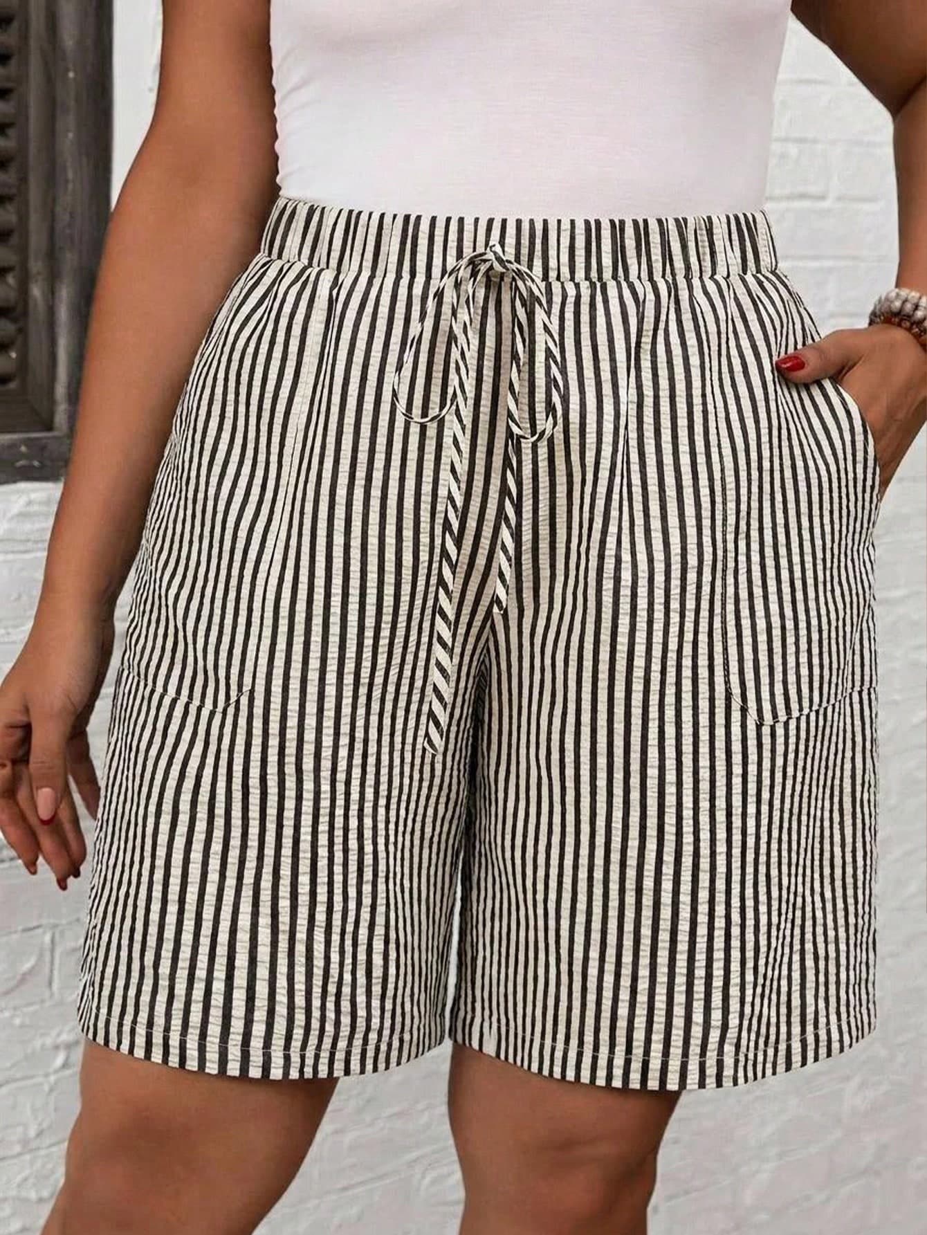 Comfylo Plus Size Women's Drawstring Waist Pockets Comfortable Casual Striped Pants, Suitable For Beach Vacation, Airport Casual, Summer Travel And Other Occasions, Black And White Striped Casual Pants Suitable For Summer