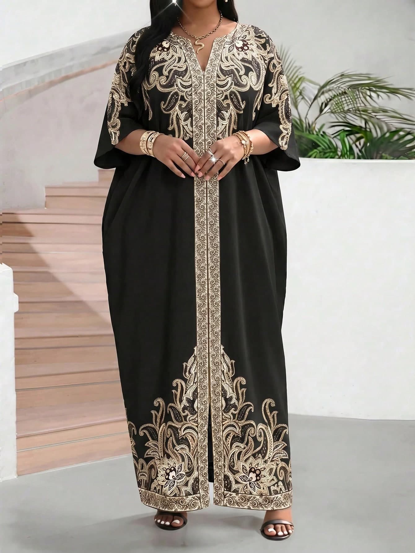 SHEIN Lady Plus Size Elegant Boho Cashew Print Notched V-Neck Dress Vacation Wedding Guest Vacation Black And Gold Summer