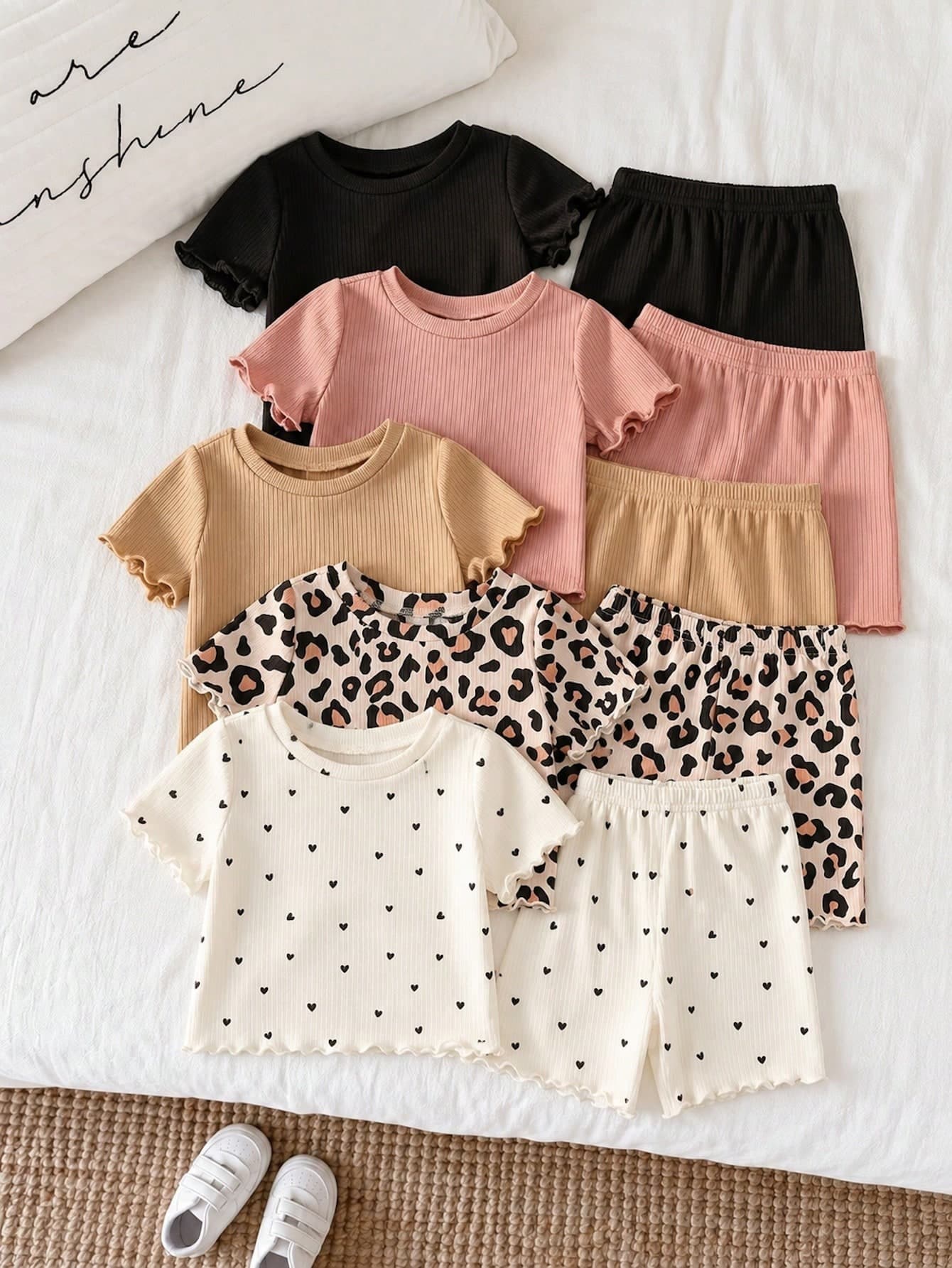 SHEIN 10pcs Baby Girl Cute Polka Dot Knit Short Sleeve T-Shirt Set, Versatile For Autumn/Winter