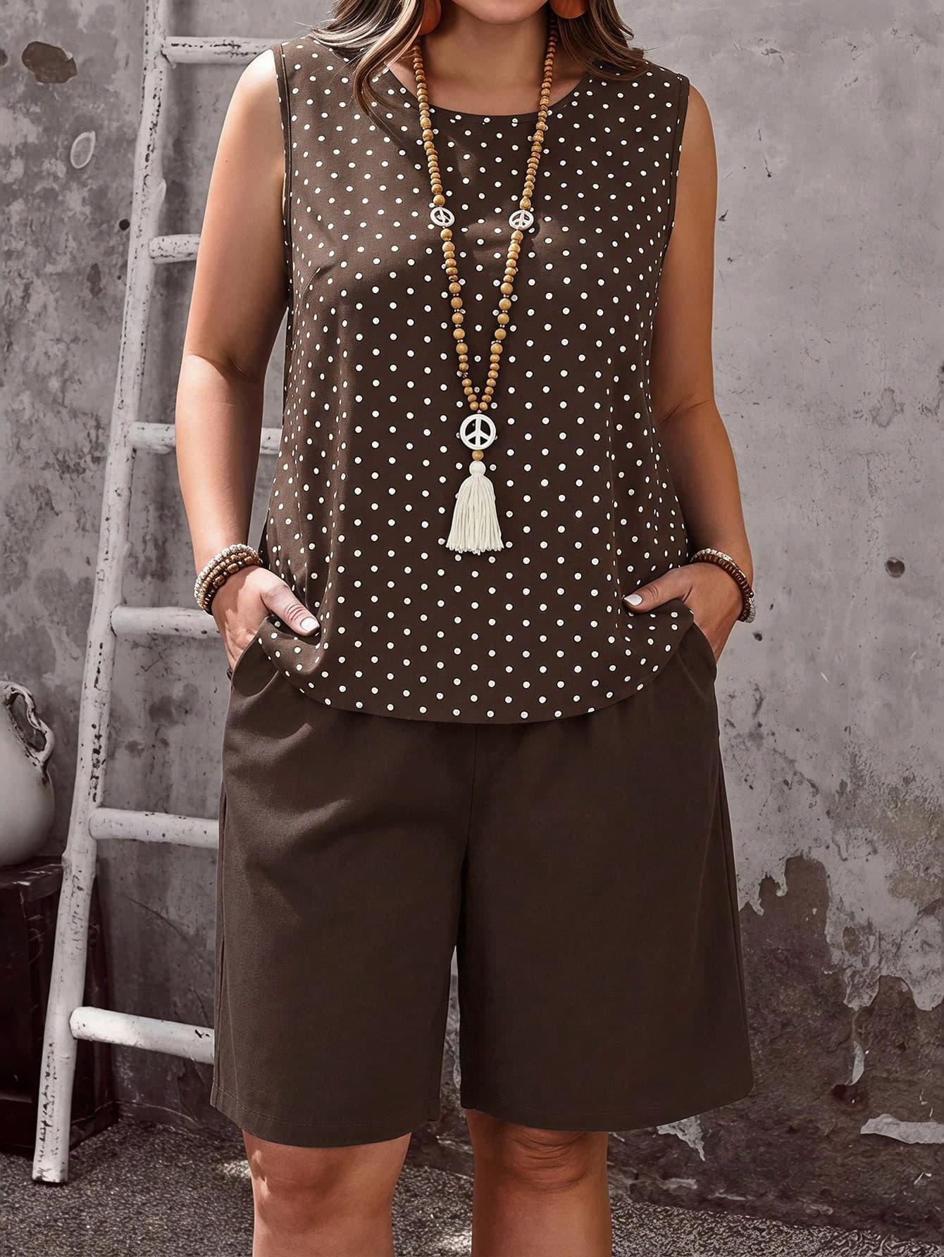 EMERY ROSE Vintage Brown Polka Dot Print Plus Size Women's Tank Top & Shorts 2-Piece Set, Suitable For Summer