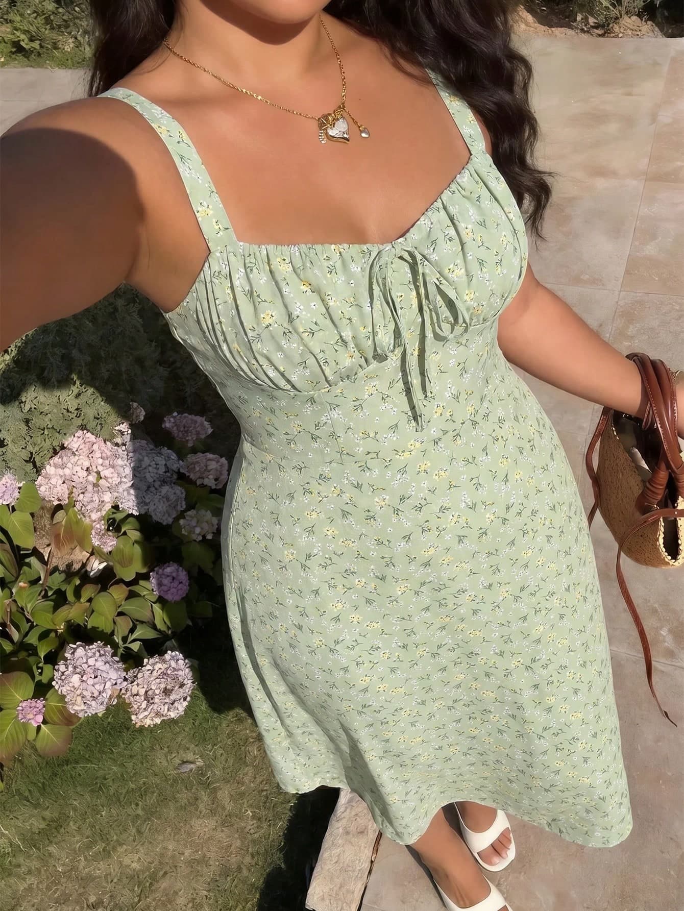 SHEIN MOD Plus Size Ditsy Floral Print Tie Front Ruched Bust Valentine Day Green Cami Dress,Summer Dresses
