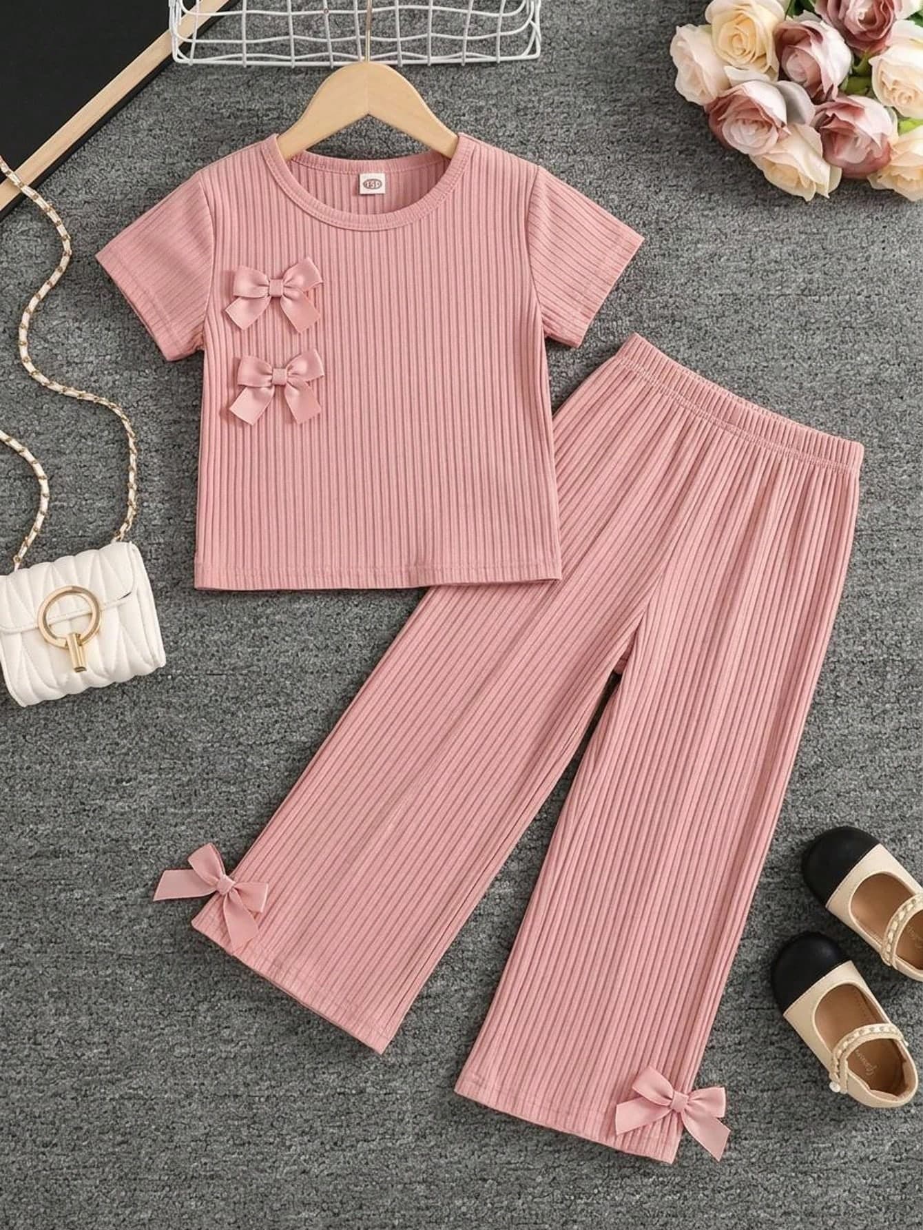 Elladie kids 2pcs Young Girl Sweet Girly Style Pink Ribbed Bow Short Sleeve Top And Matching Wide Leg Pants Set, Ribbed Fabric Skin-Friendly And Comfortable, Bow Design Playful And Cute, Loose Fit Suitable For All Body Types, Perfect For Home, Daily Outings, Weekend Picnics, Parks, Back To School, Spring And Summer