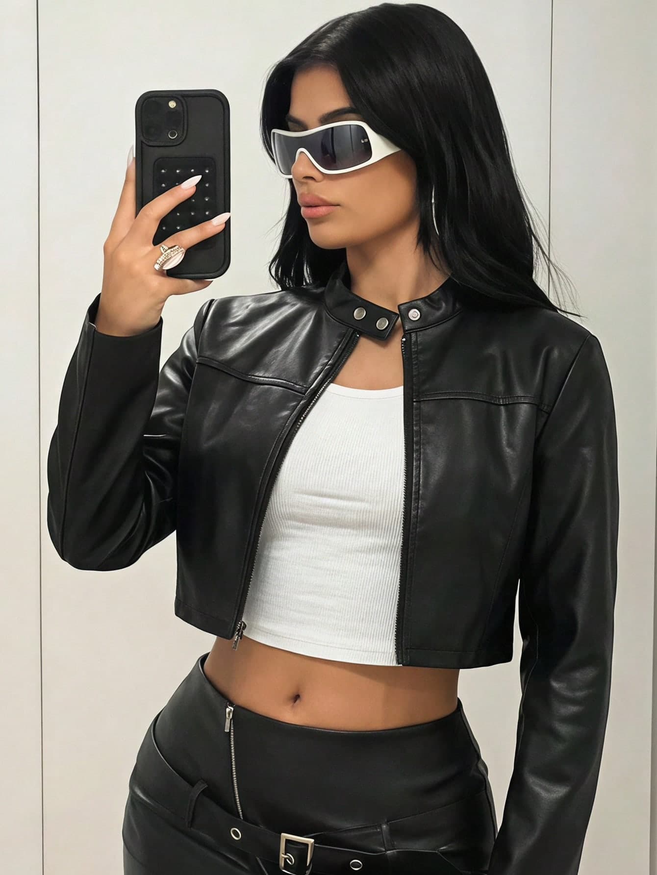 SHEIN Teen Girls' Black Slim Fit Cropped Zip-Up Jacket, Street Style Hippie Sporty Casual Basic Comfortable Long Sleeve Outerwear For Autumn/Winter, For Teen Girls