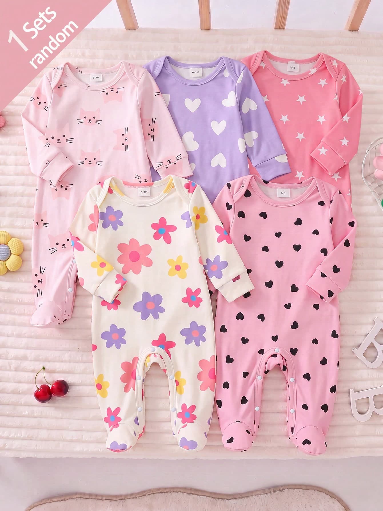 SHEIN [1 Set Randomly Sent]Newborn Home Bodysuit Pajamas, Colorful Floral, Pink Background Black Heart, Cute Cat, Purple Background White Heart, Pink Background White Star Print Long Sleeve Pajamas, Snap Button Crotch, Comfortable Newborn Baby Pajamas, Spring/Autumn Casual Daily Wear Set