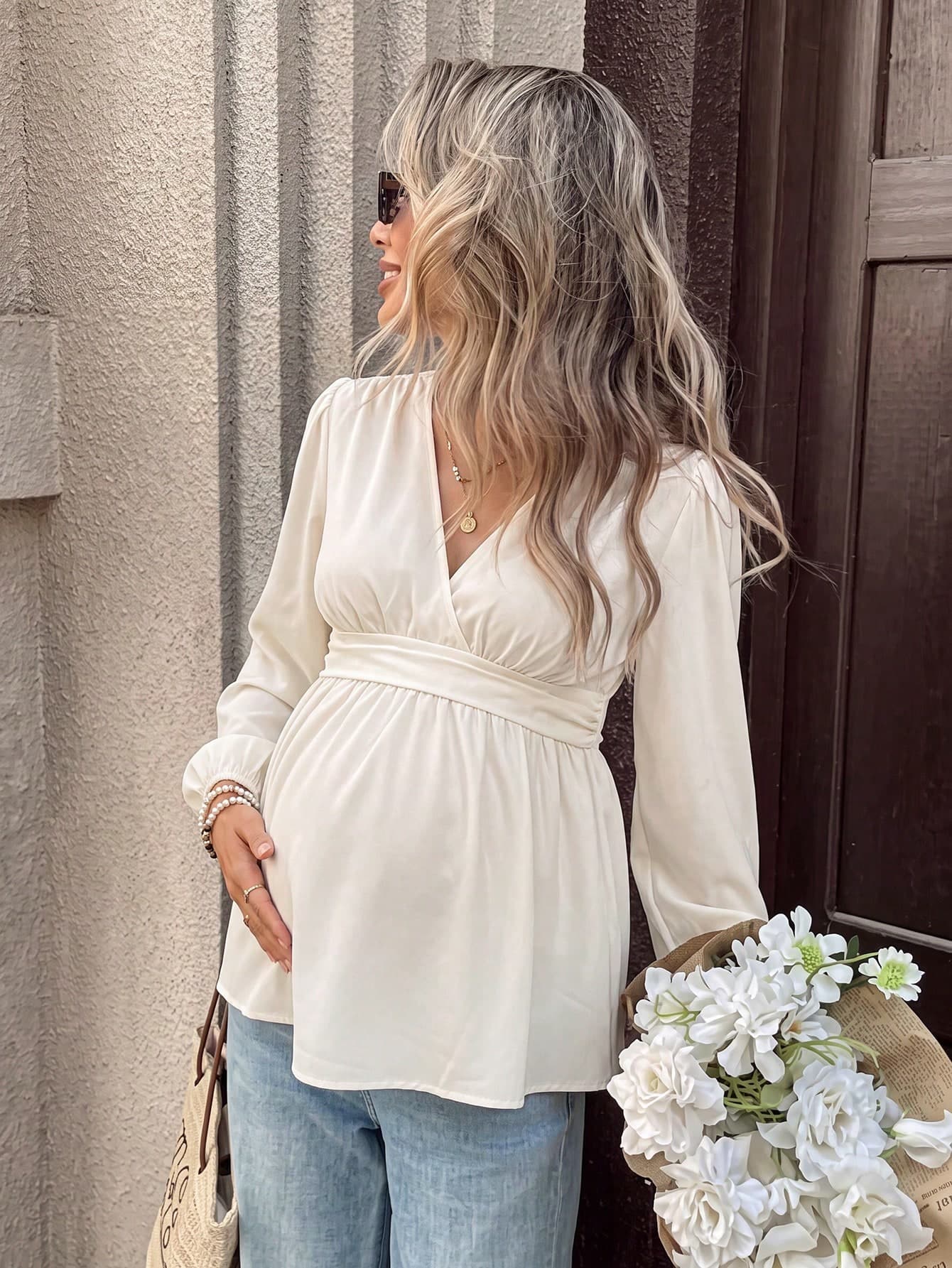 Momance Maternity Casual Versatile Solid Color Lantern Sleeve Blouse Baby Shower White Autumn Business Elegant Outfit Daily Commute Photoshoot Fall