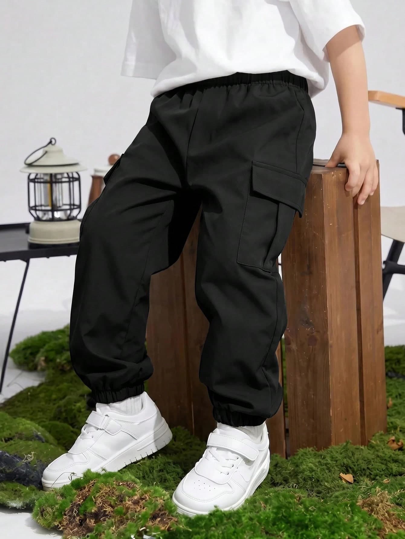 SHEIN Kids Tween Boy Pocket 3D Loose Cargo Pants Suitable For Commuting, School, Daily Casual, Vacation, Travel, Sports, Spring, Summer, Autumn, Winter