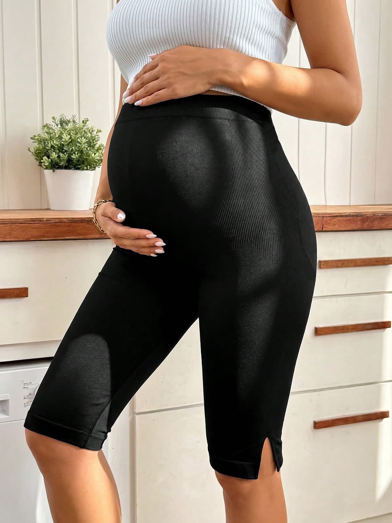 SHEIN Maternity Seamless Sports Capris/High Elasticity Comfortable/