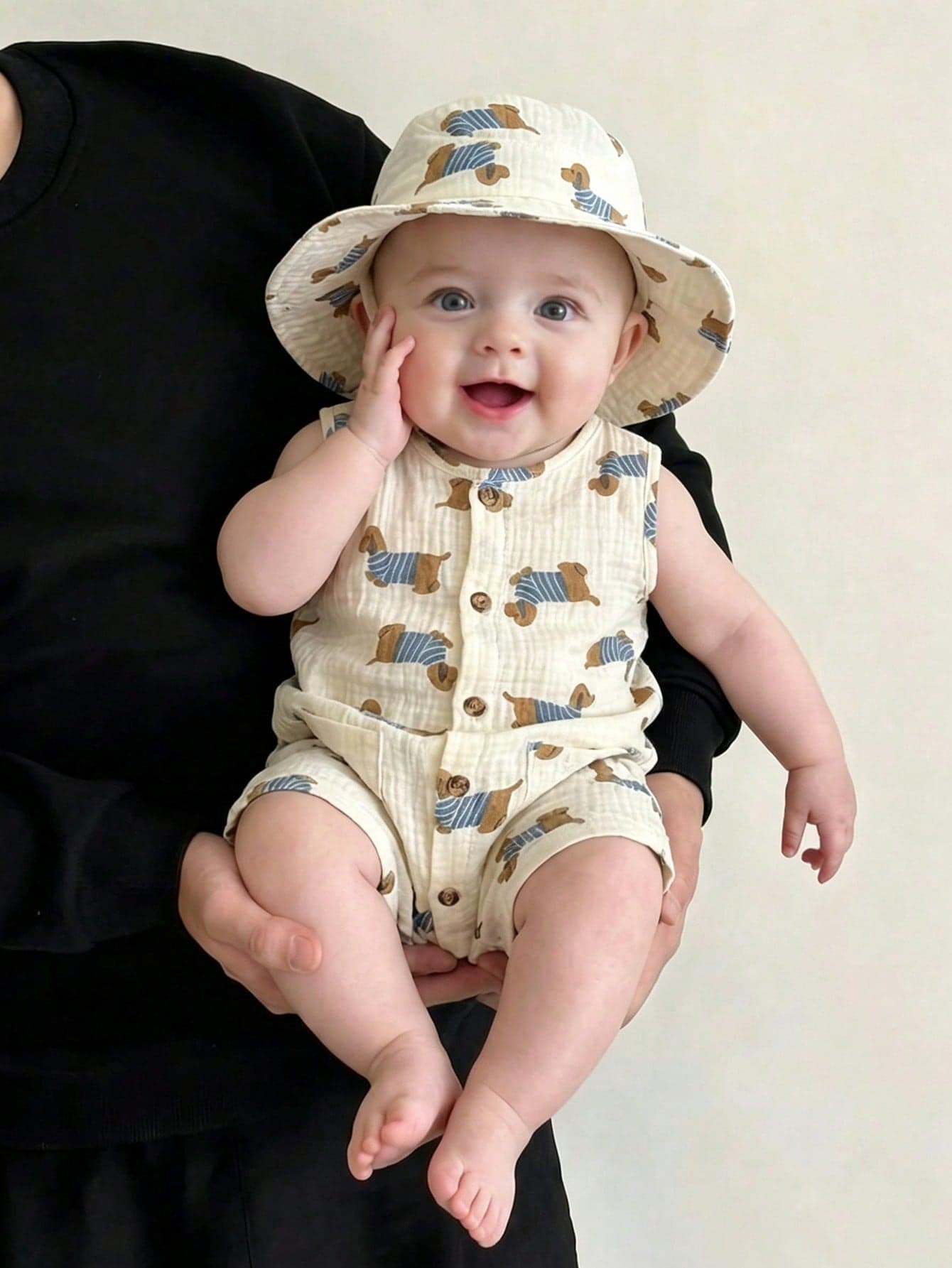 SHEIN Playful Pals 2pcs/Set Baby Boys Casual Fashion Puppy Print Sleeveless Romper And Hat Set, Suitable For Spring/Summer, Indoor, Outdoor, Vacation, Travel, Daily Wear