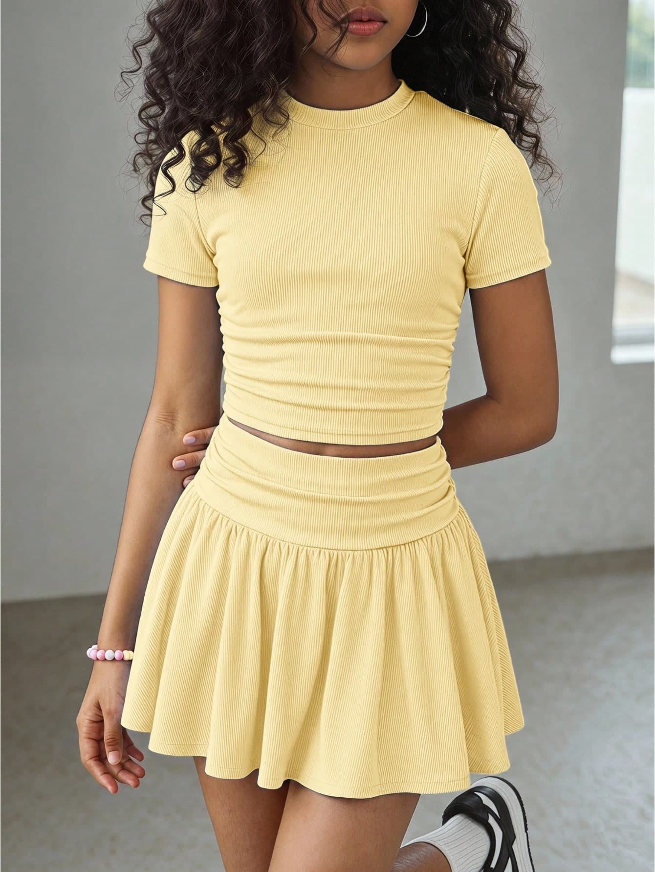 SHEIN Tween Girl Tween Girl Summer Cute Casual Gray Skirt Set: Short Sleeve Crop Top And Pleated Mini Skirt,Summer