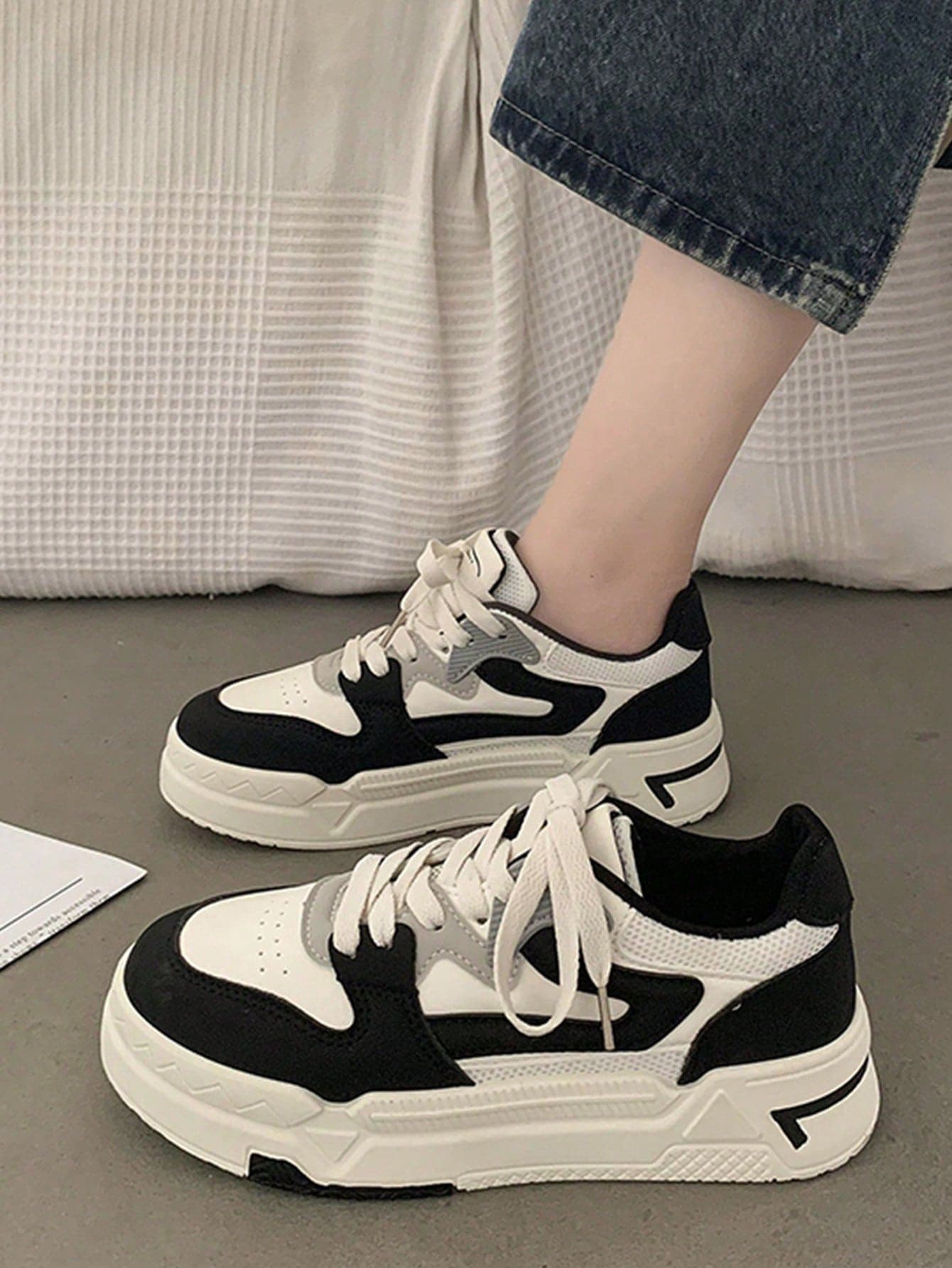 Women's Thick Sole Sneakers, Casual Sports Shoes, Flat, Anti-Slip, Versatile, White Shoes, Student Sneakers, Running Shoes, Spring & Autumn