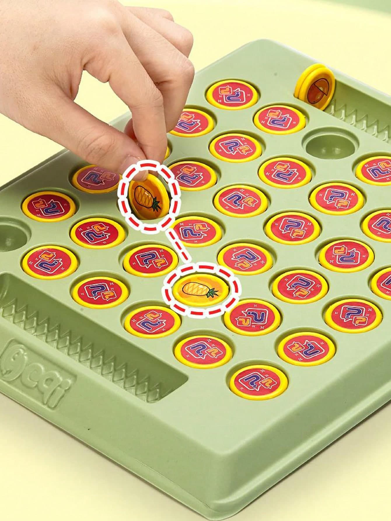 1 Set 2-Player Matching Flip Game, Eliminate Pattern, Competitive Gameplay, Brain Development, Memory, Thinking, Reflexes, Attention Training, Educational Puzzle, Random Accessories