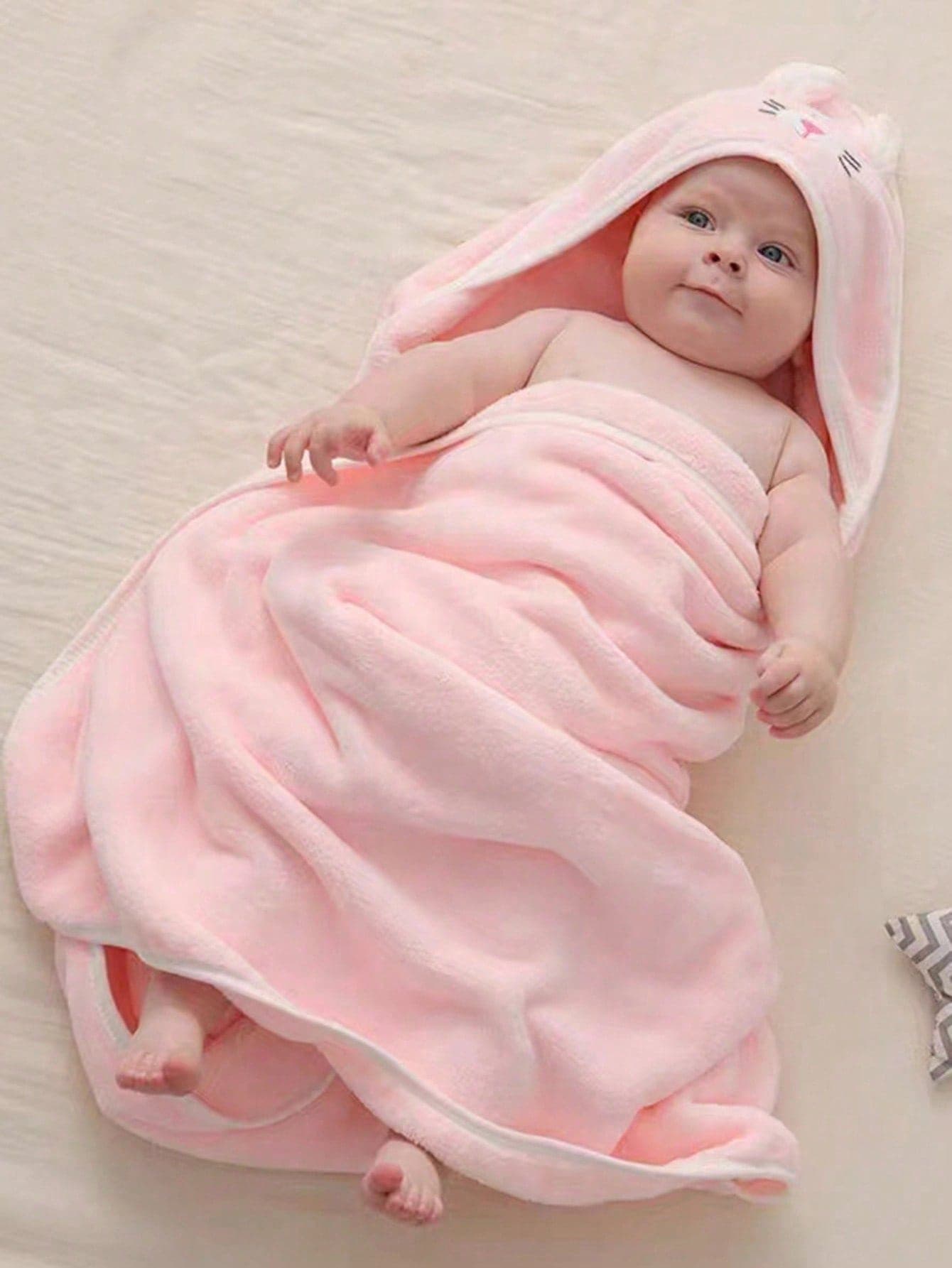 Unisex Baby Bath Towel,Animal Face Hooded Baby Cape Towel,Super Soft Newborn Bathrobe,All Seasons,Children's Soft Coral Cartoon Bathroom Supplies