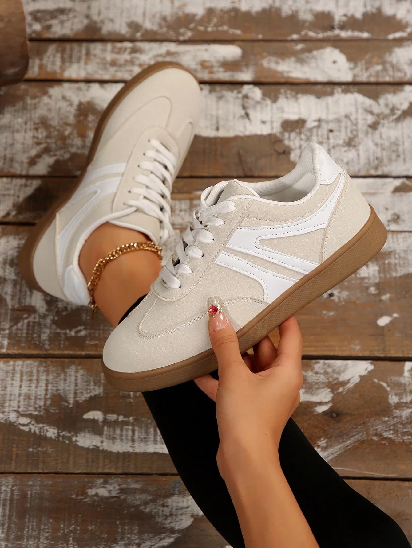 2026 Spring New Women's Skateboard Shoes Fashion Versatile Breathable Sports Shoes Casual Shoes German Training Shoes INS Style PU Synthetic Leather