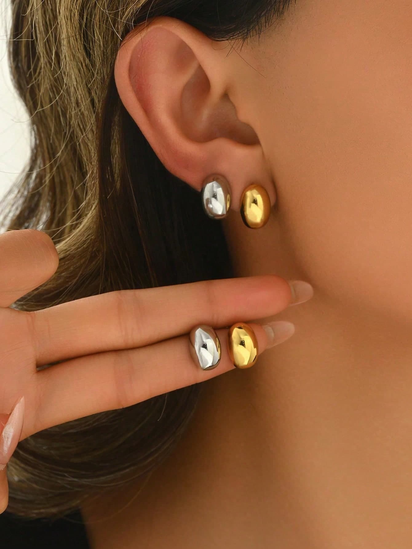 1 Pair Shiny Stainless Steel Bean Stud Earrings For Women, Elegant Minimalist Versatile Daily Wear Classic Earrings