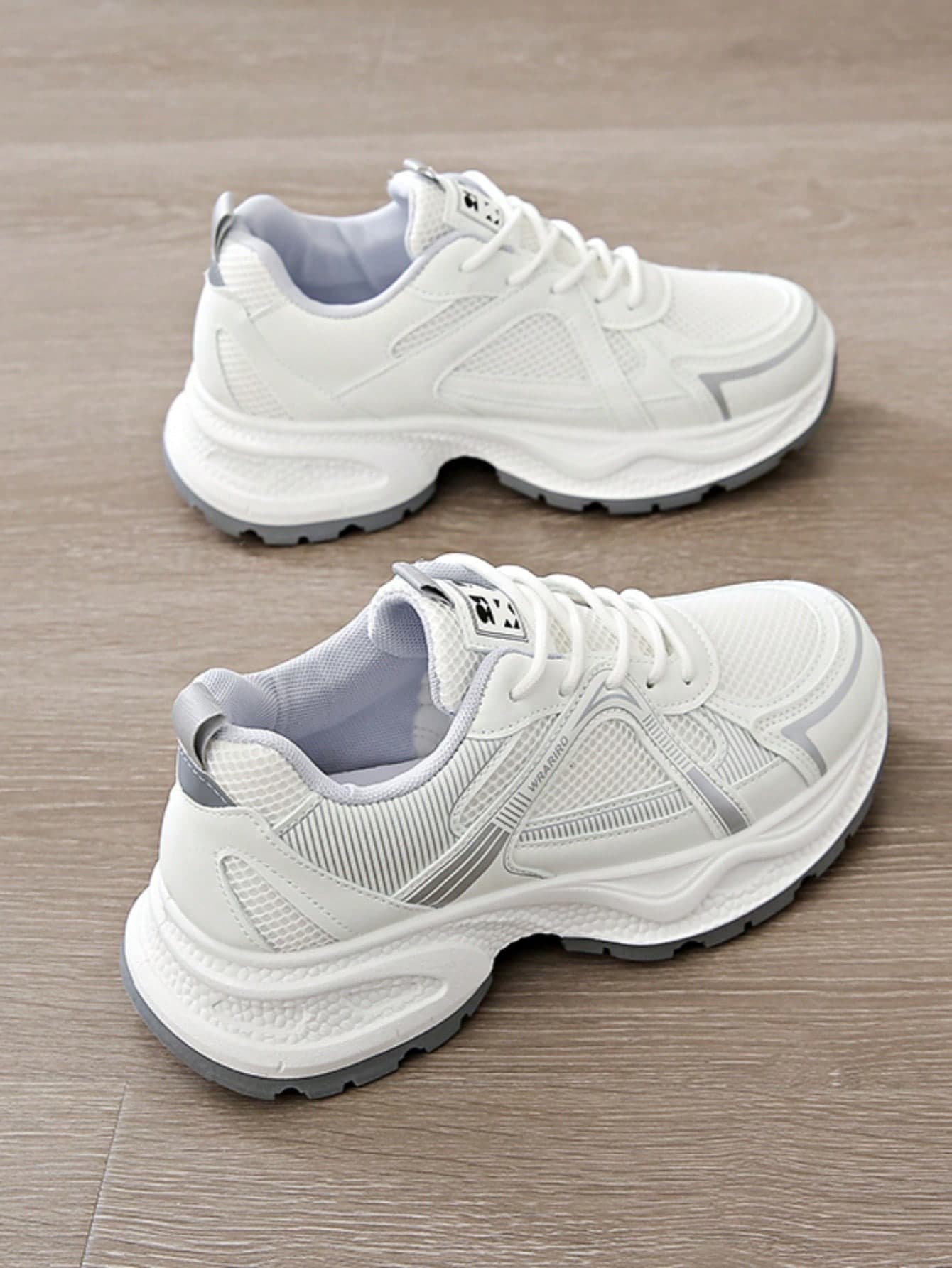 Women's Spring/Autumn New Casual Chunky Sneakers, Mesh Breathable Thick Sole Slip-On Platform Shoes, Lightweight Versatile Fashion Sneakers, Lace-Up White/Gray Casual Shoes, Suitable For Running, All Season