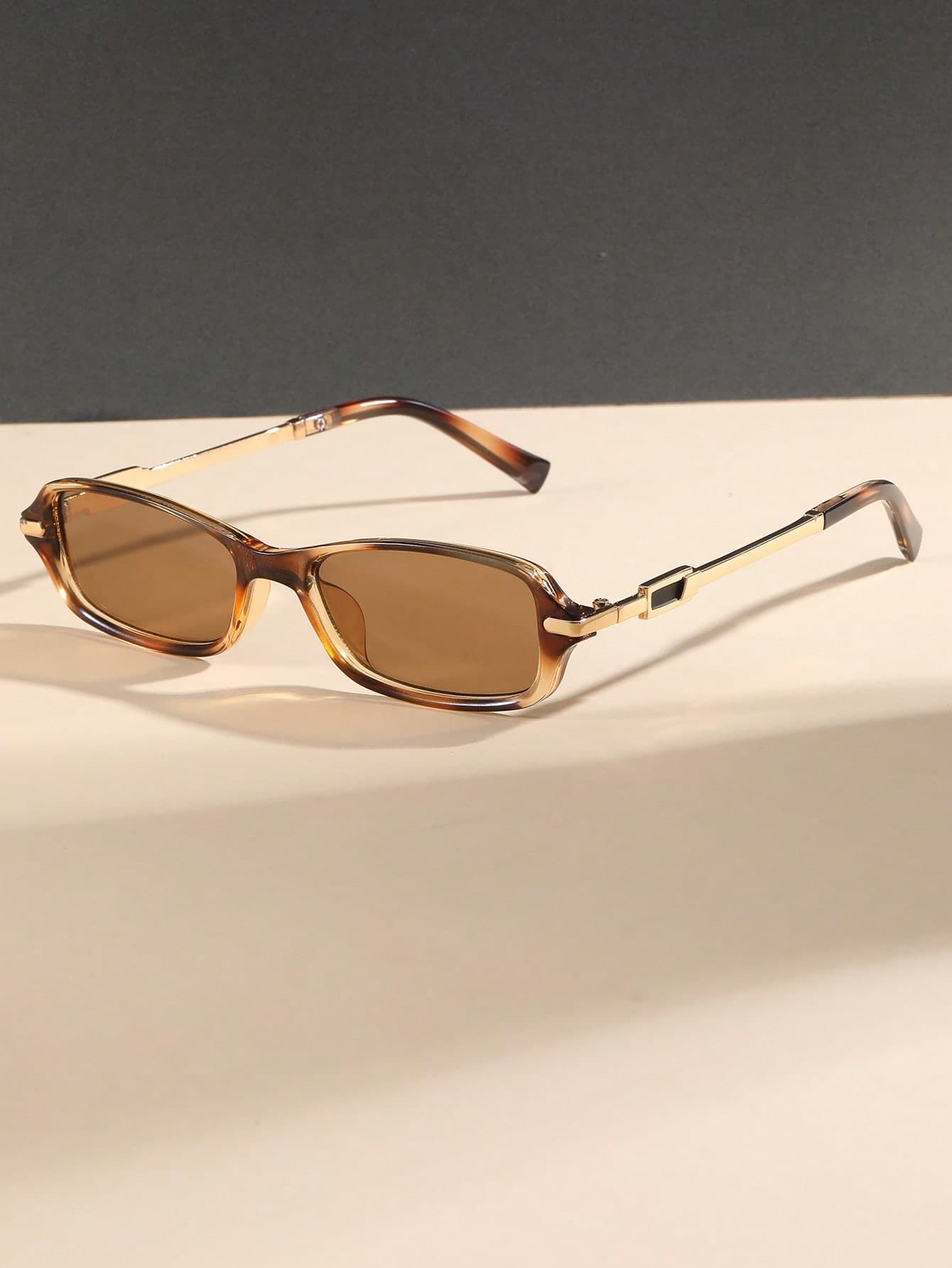 1 Pair Women's Cat Eye Small Frame Retro Metal Temple Versatile High-Quality Fashion Glasses Suitable For Summer Beach Vacation