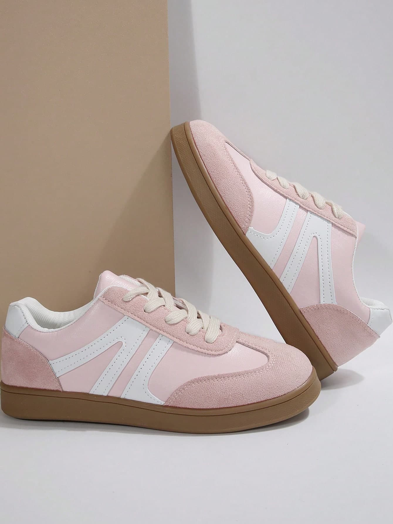 Women's Fashion New Spring/Autumn Round Toe Outdoor Casual Sports Shoes, Geometric Patchwork Striped Pink PU Synthetic Leather Upper Dexun Shoes, Comfortable Soft Casual Sneakers Skateboard Shoes White Shoes