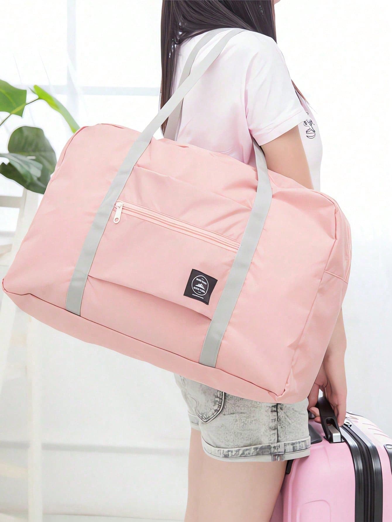 A Large-Capacity, Foldable Travel Bag That Is Lightweight And Portable-An Essential Storage Bag For Back-To-School And Travel.