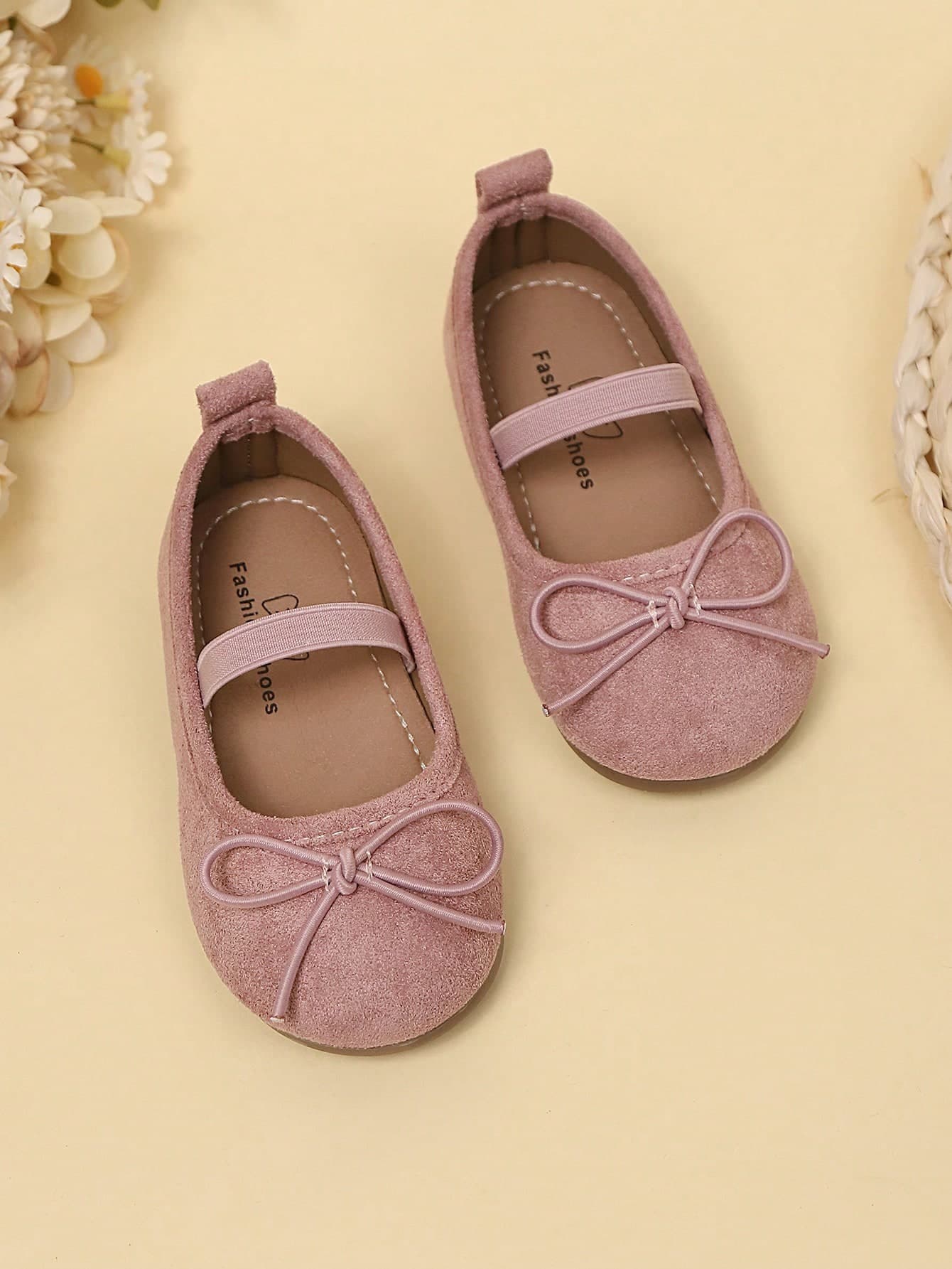 1 Pair Girls' Bow Decor Non-Slip Soft Bottom Simple Cute Princess Style Flat Shoes, Suitable For Students & School Wear, Spring/Summer