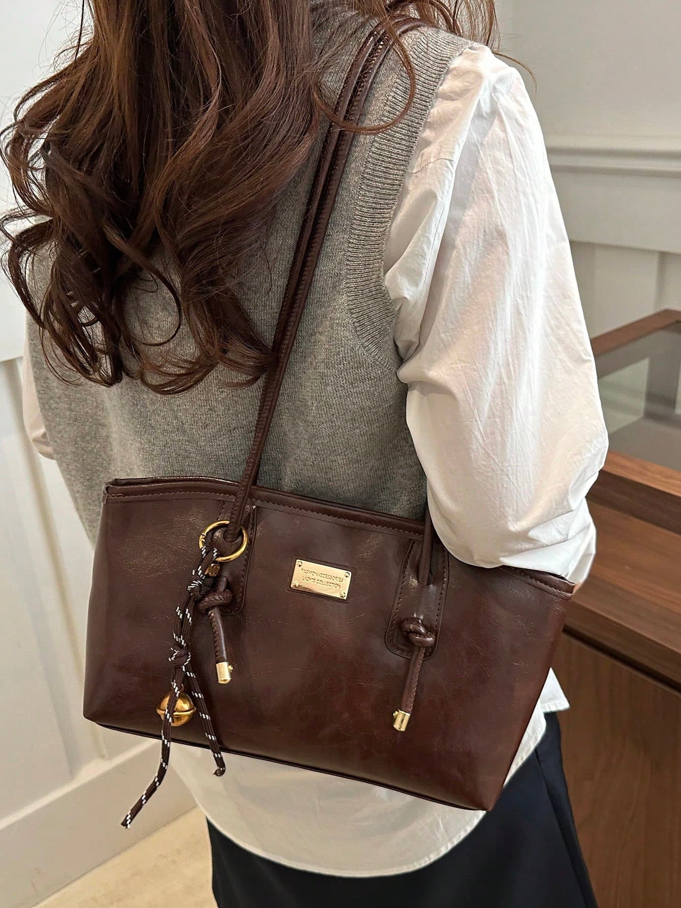 1pc Quilted Zipper Closure PU Solid Color Bowling Ball Bag Tote Bag, Large Capacity, Fashion Shoulder Bag, Retro Style,Business Professional Women