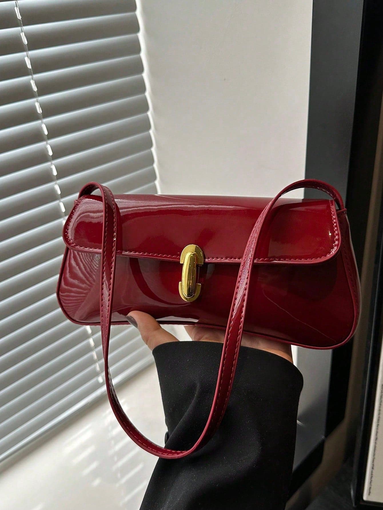 Fashionable Minimalist Casual PU Flip-Top Underarm Bag. Suitable For Shopping, As A Wallet, For Students, Young Women, And Working Women. Perfect For Office, University, Work, Business, Commuting, Outdoor Activities, Travel And Picnics.