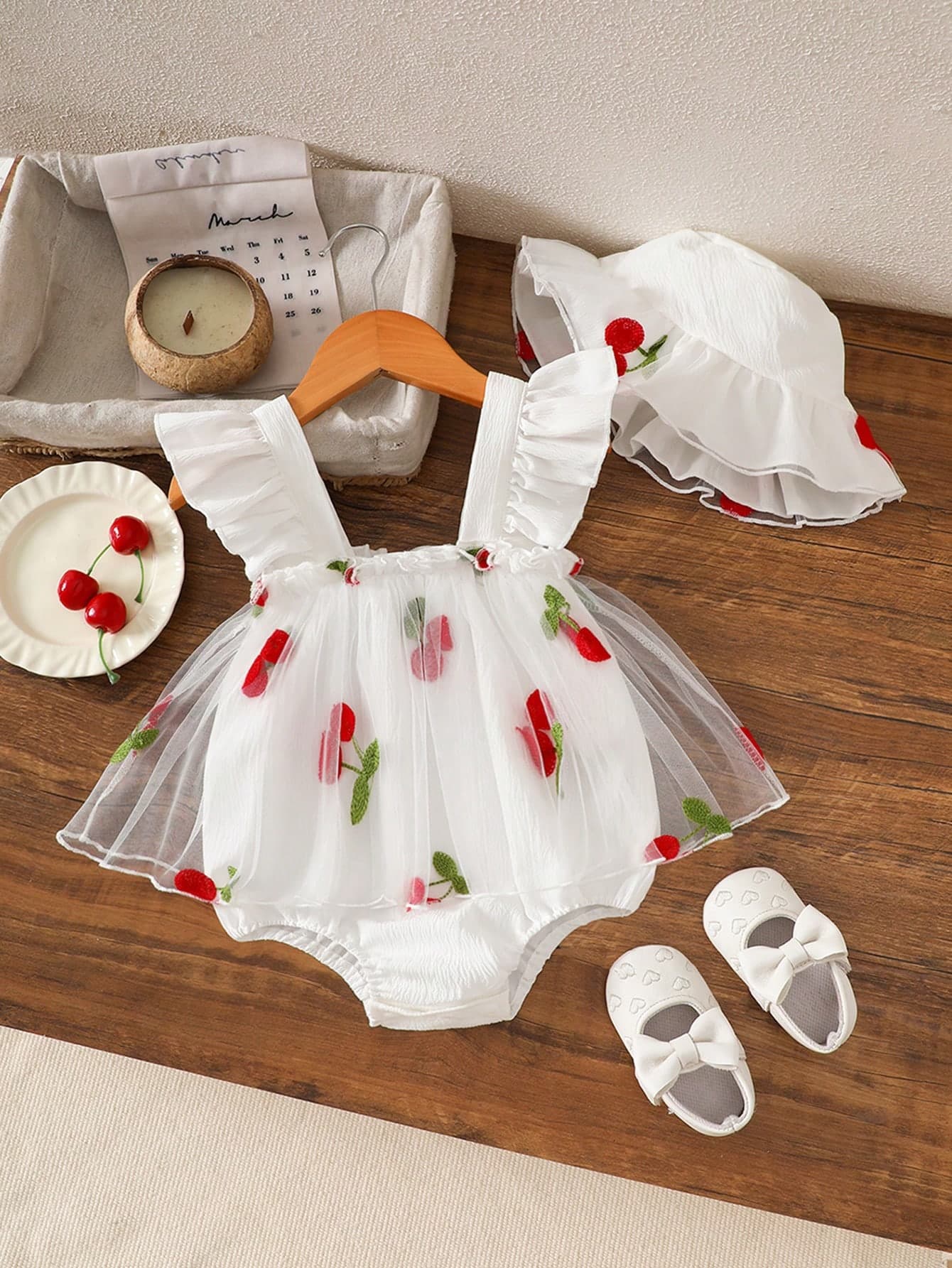 Baby Girls' Cute Cherry Printed Bodysuit With Hat Cap Sleeve, Mesh Decor, Suitable For Spring/Summer Outdoor