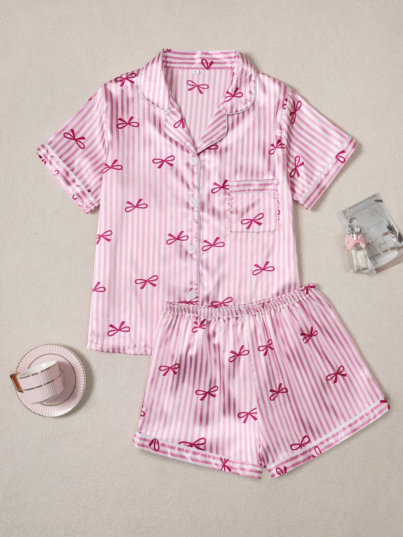 Women's Bow & Stripe Print Short Sleeve Top & Shorts Pajama Set